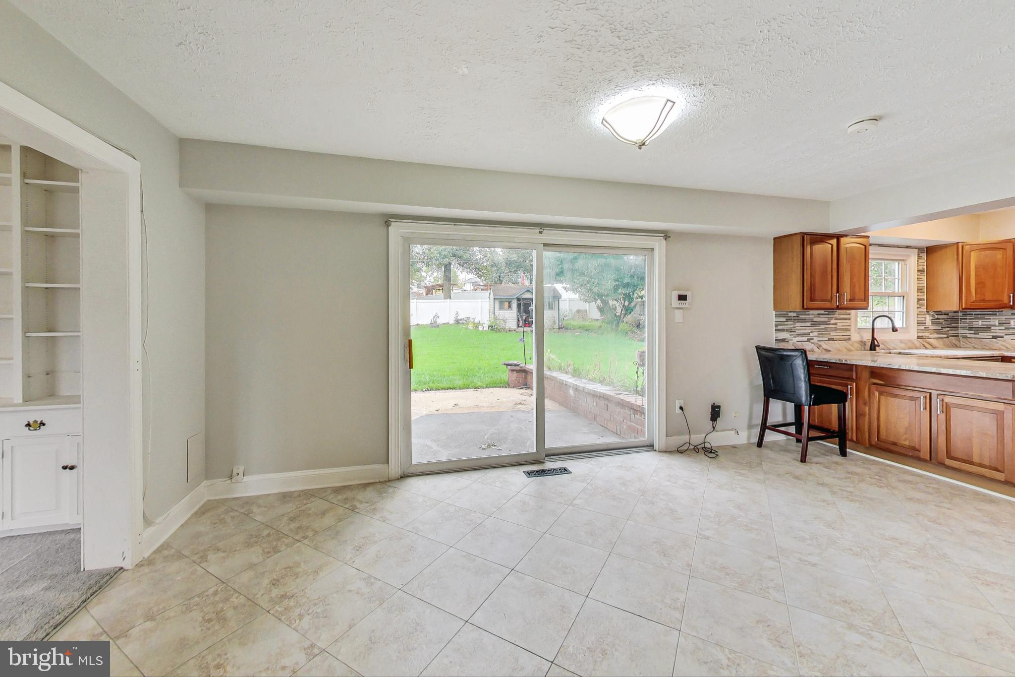 SOMERSET AT BELAIR - Residential