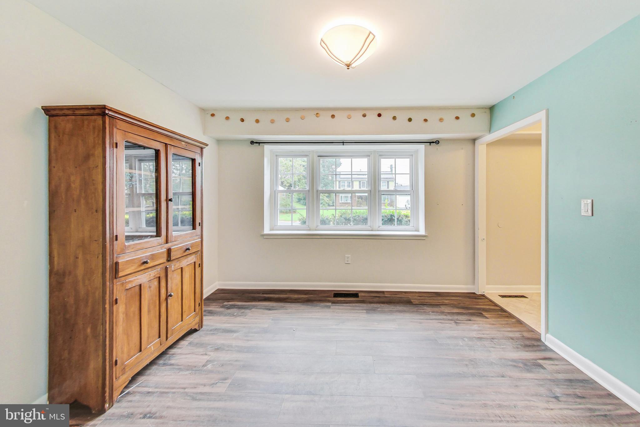 SOMERSET AT BELAIR - Residential