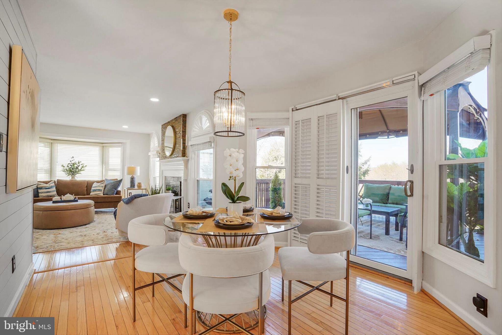 CENTRE RIDGE - Residential