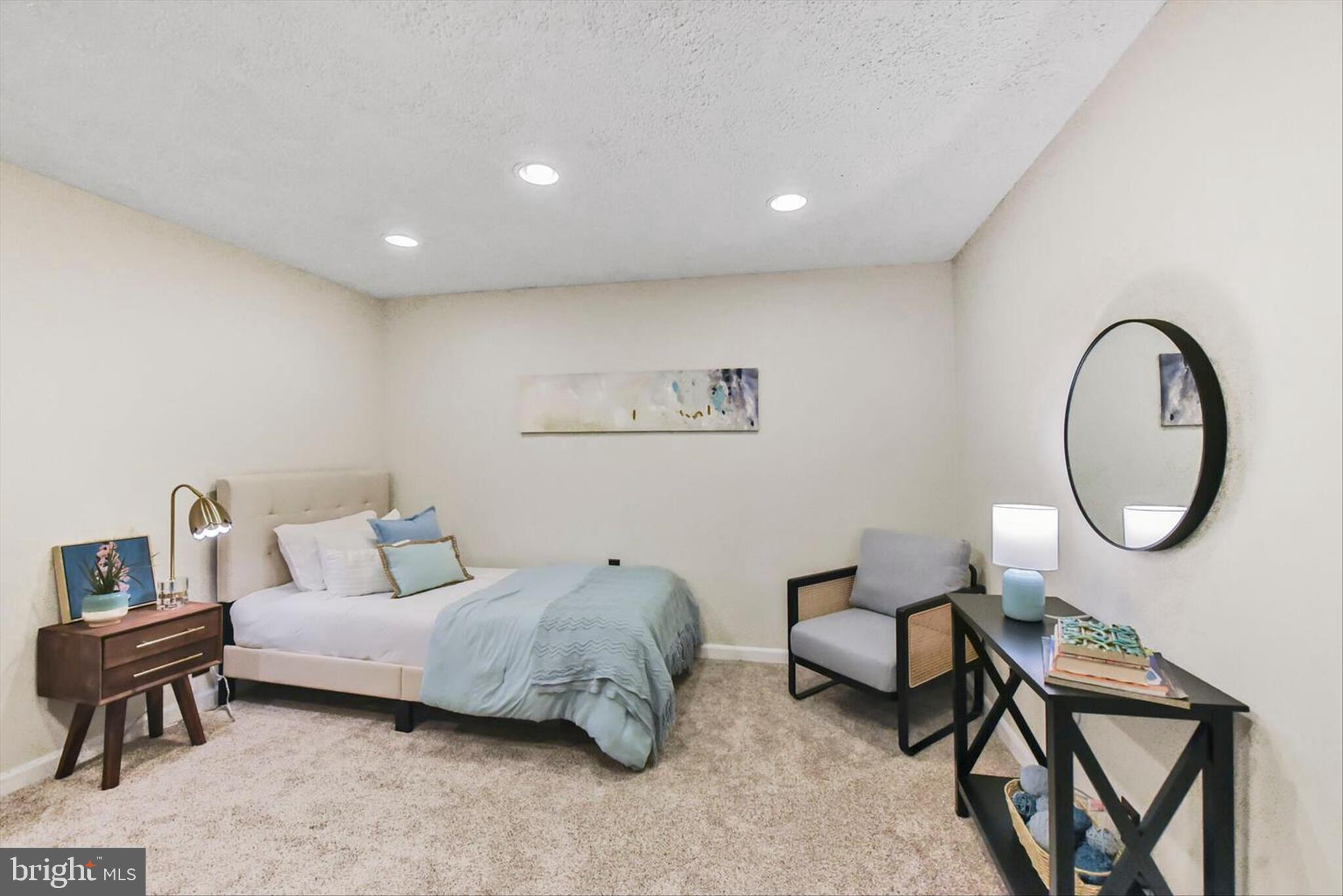 CENTRE RIDGE - Residential