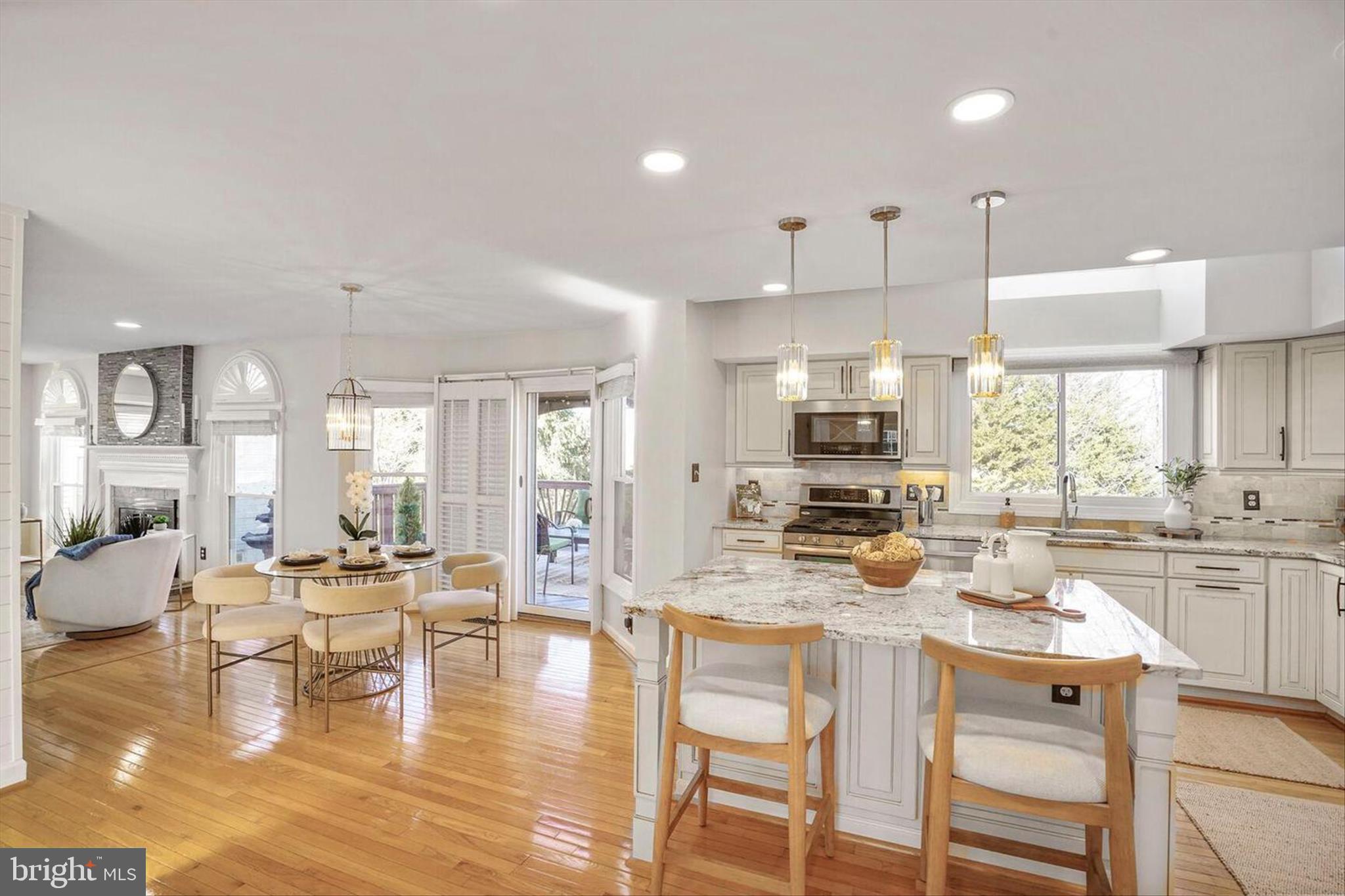 CENTRE RIDGE - Residential