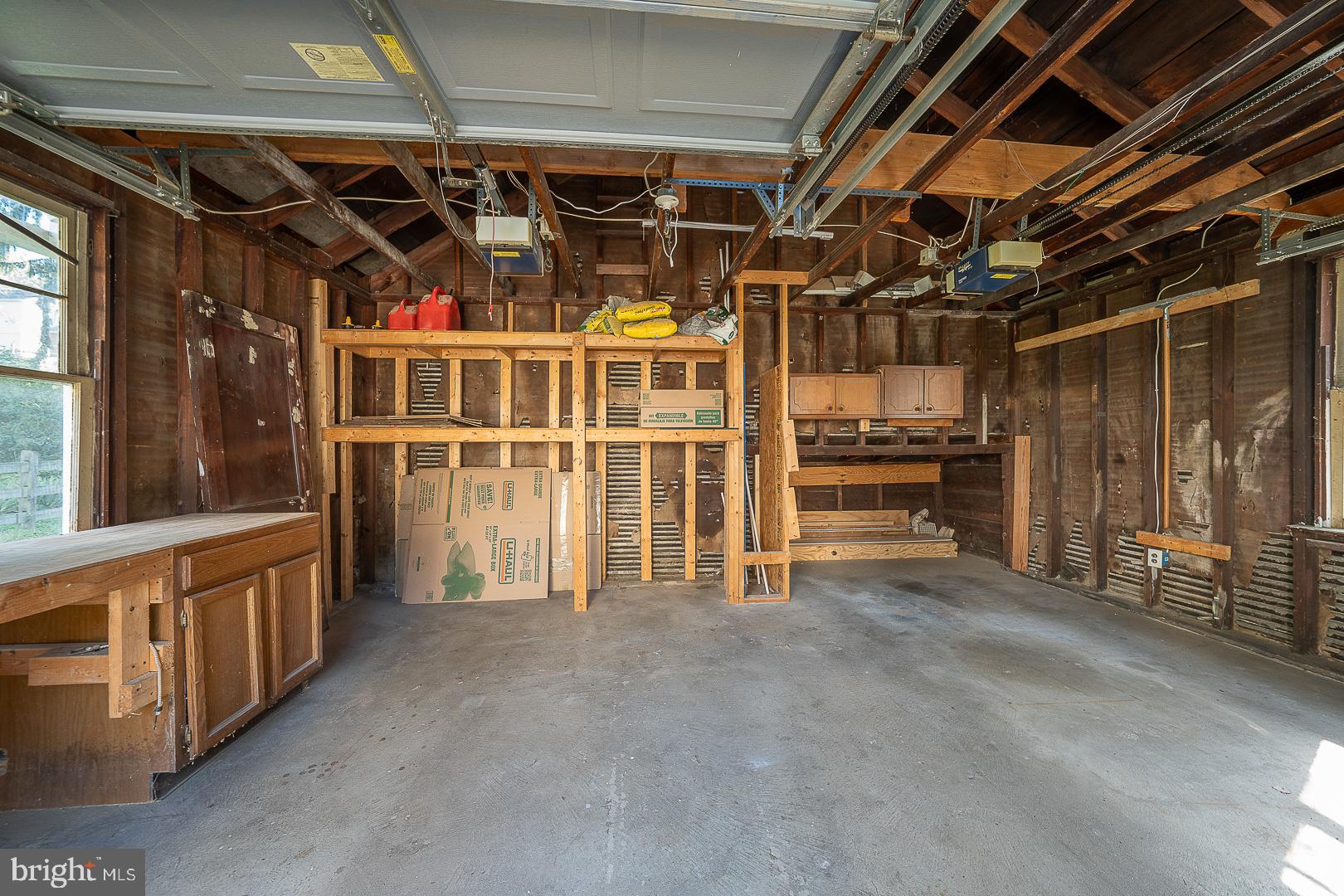 WYNNEWOOD VALLEY - Residential