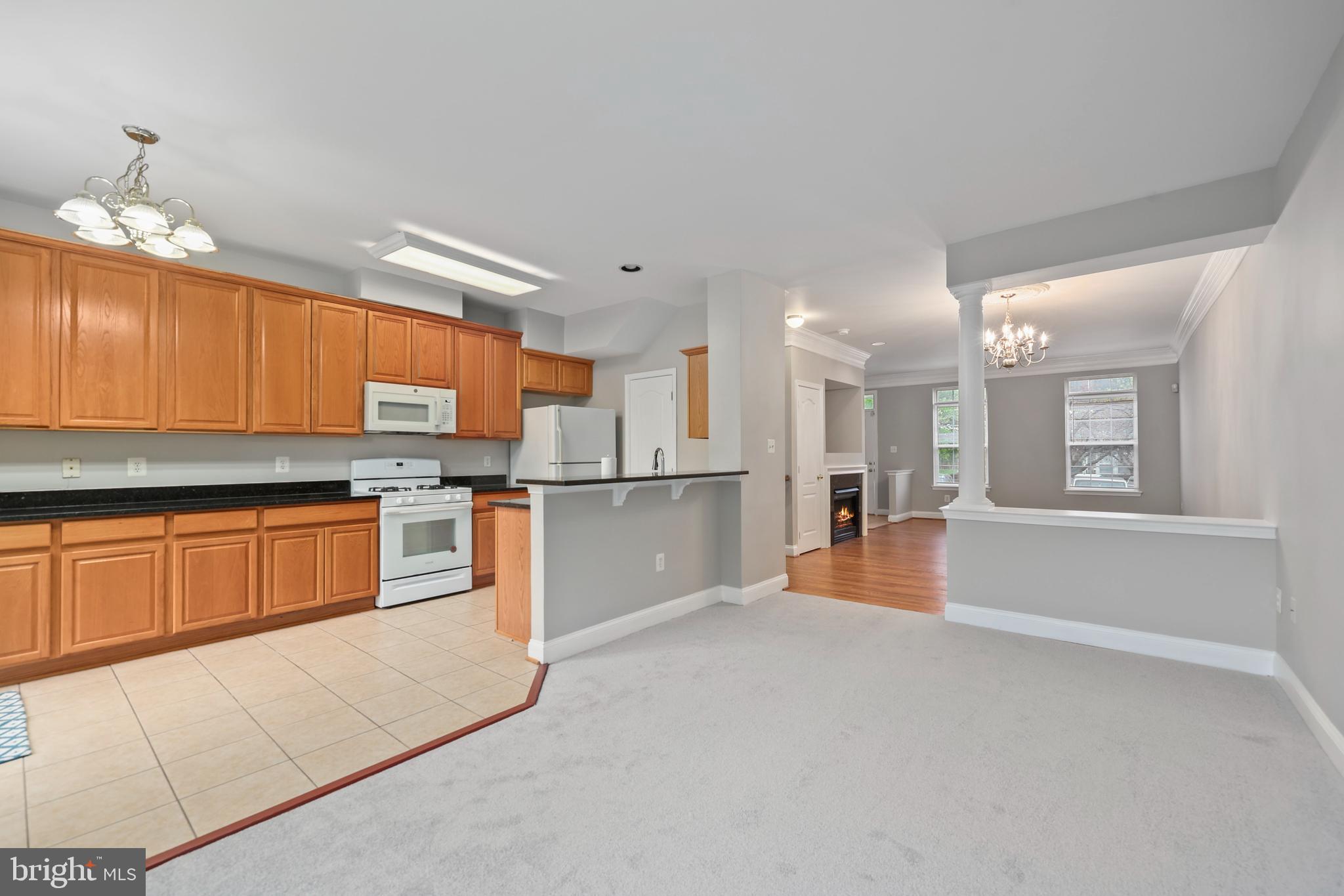 RIVER OAKS - Residential Lease