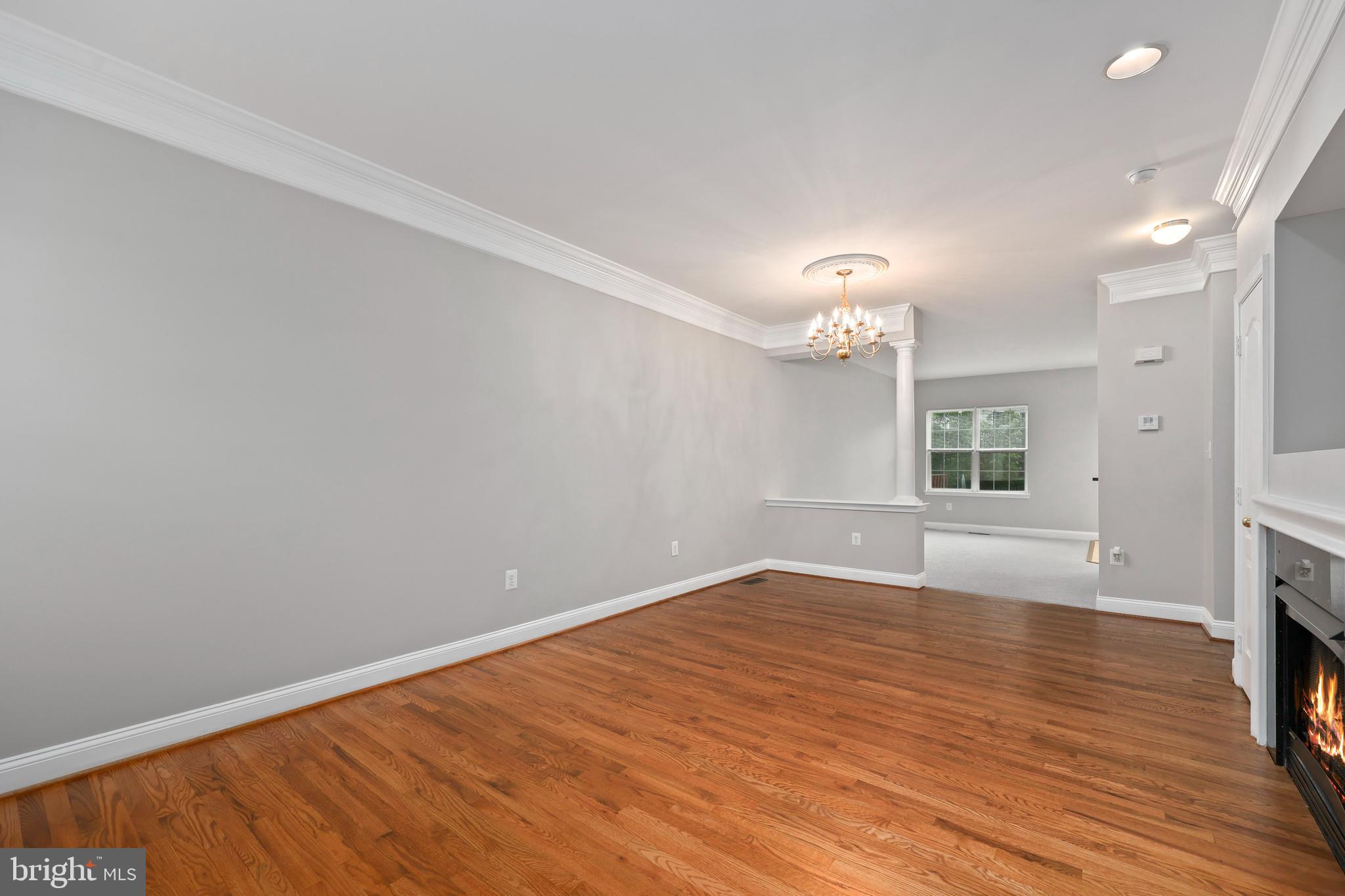 RIVER OAKS - Residential Lease