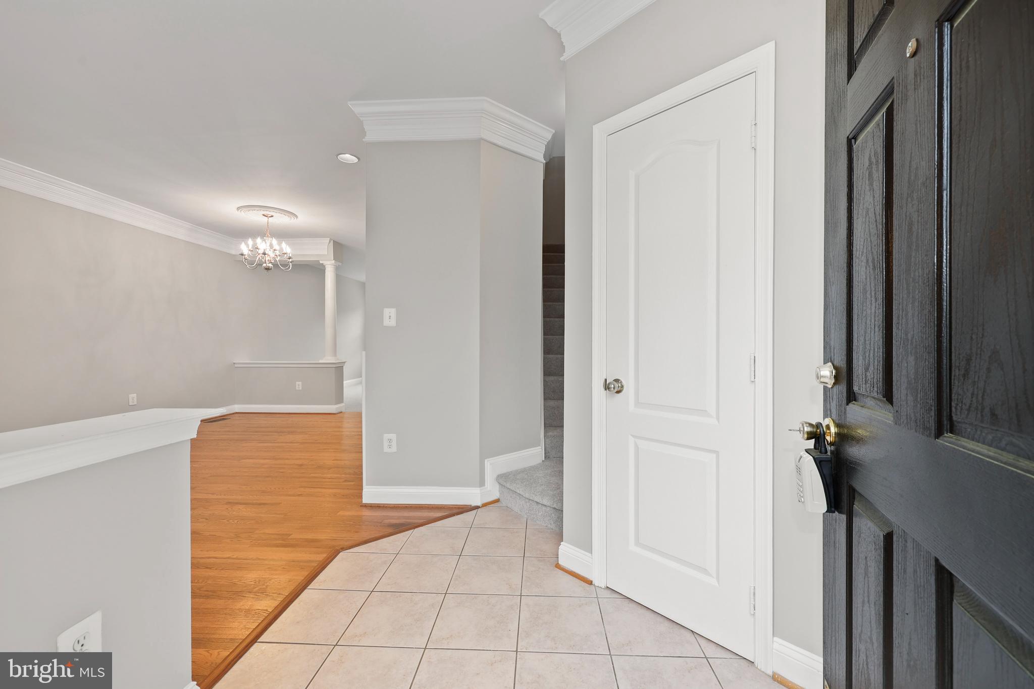 RIVER OAKS - Residential Lease