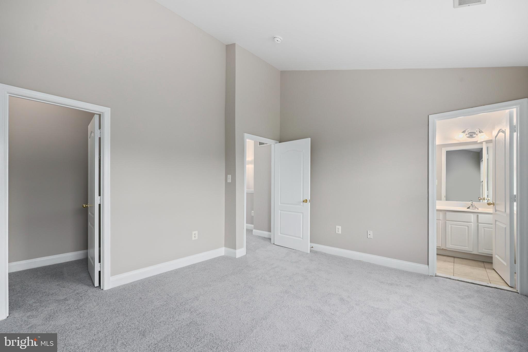 RIVER OAKS - Residential Lease