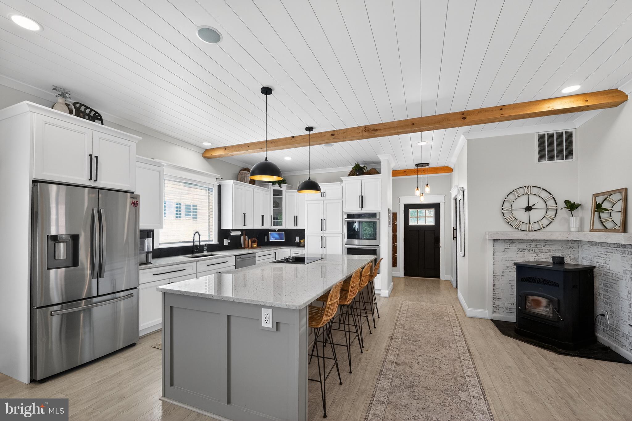 CEDAR CREEK - Residential