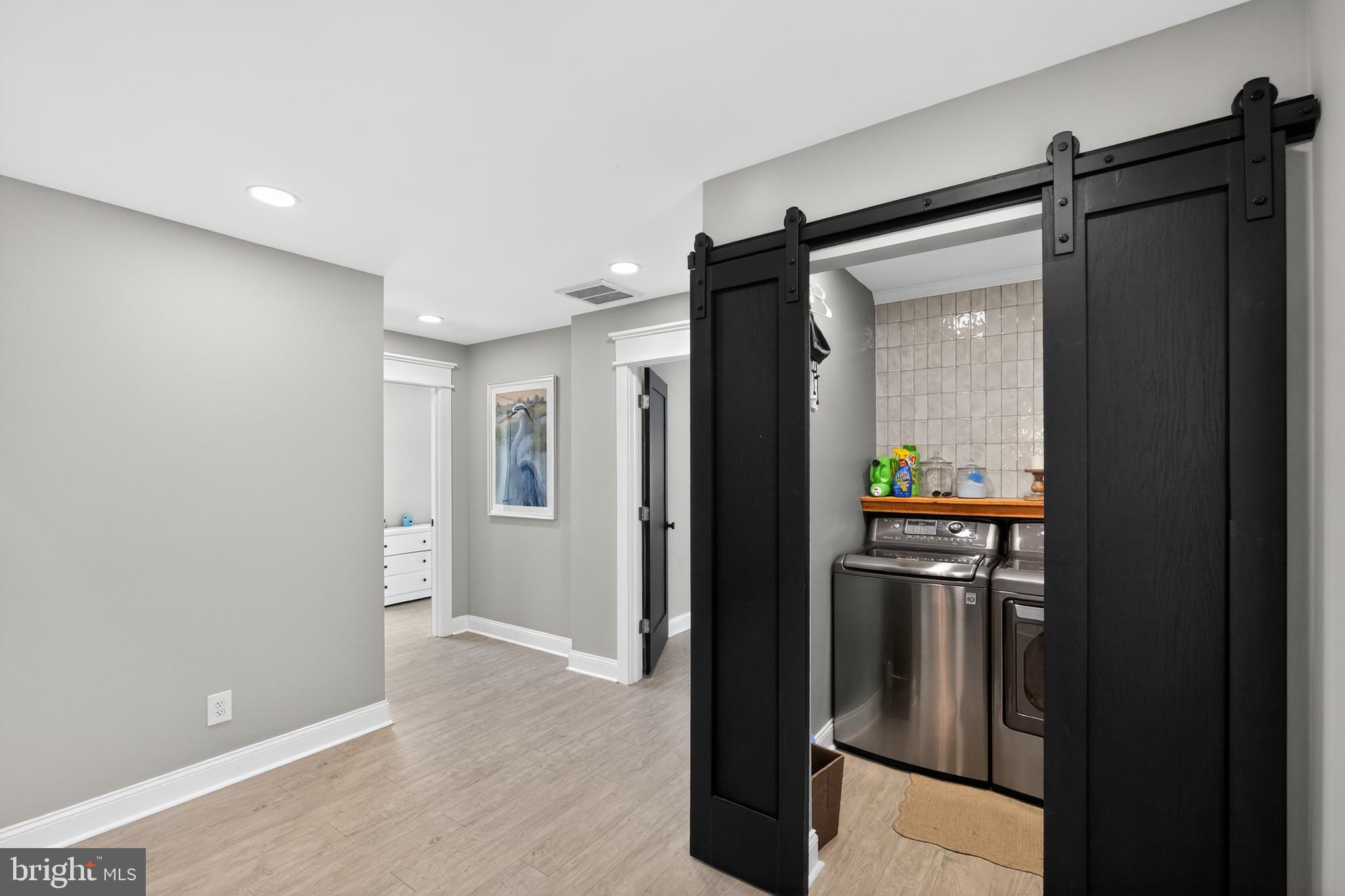 CEDAR CREEK - Residential