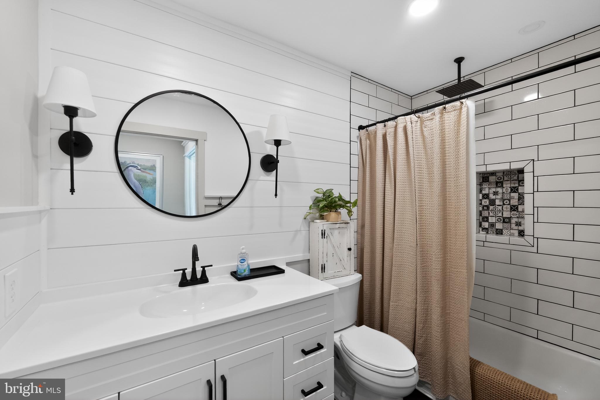CEDAR CREEK - Residential