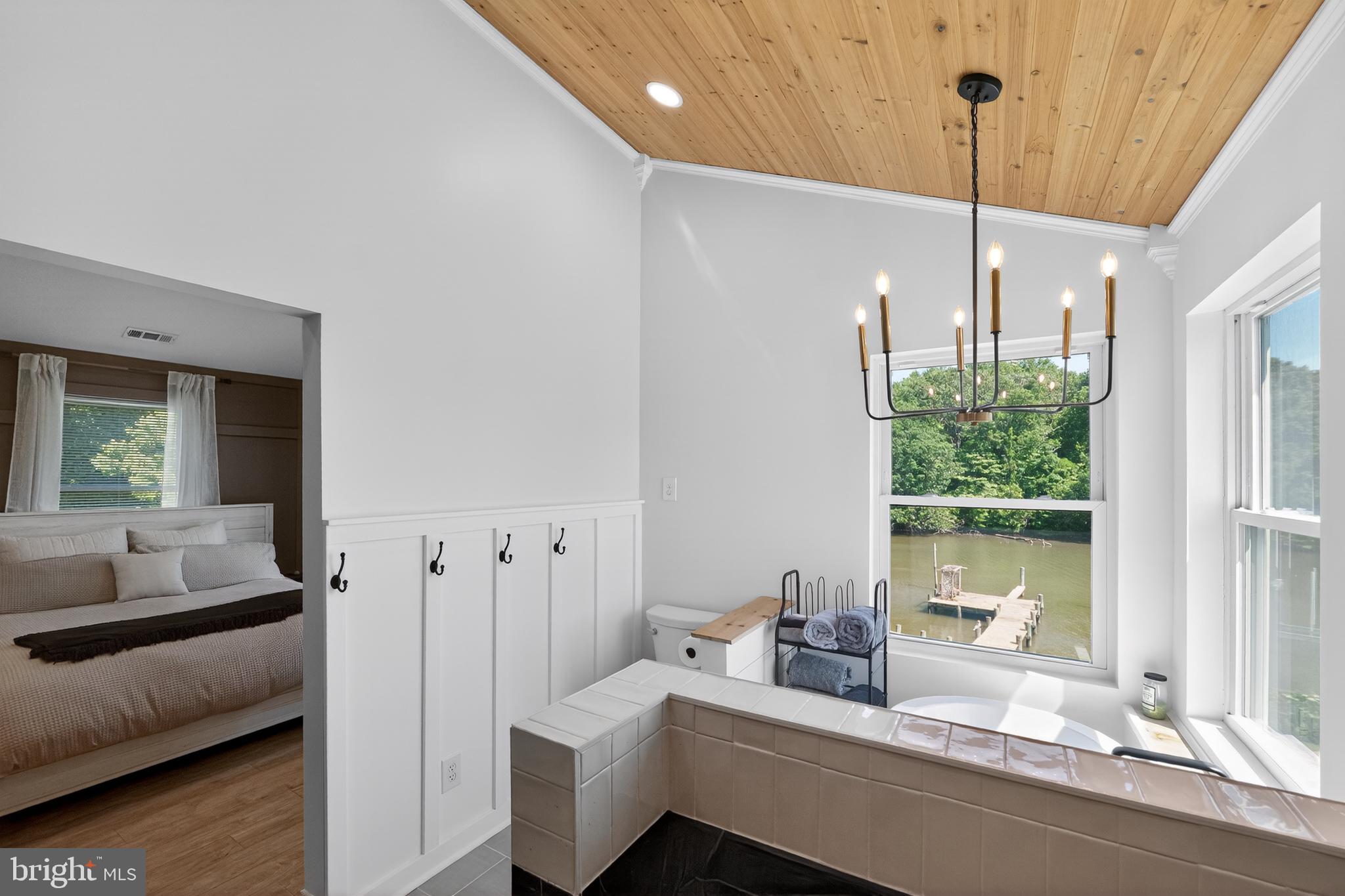 CEDAR CREEK - Residential