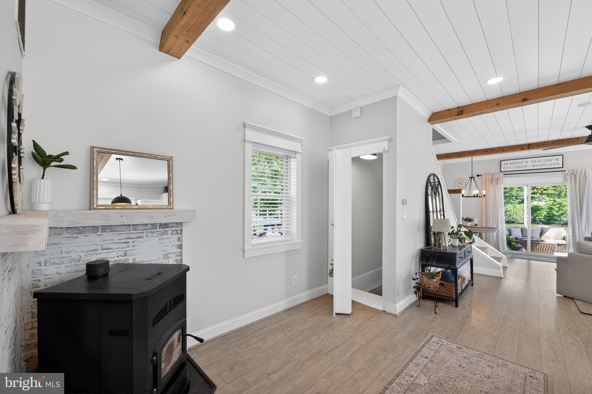 CEDAR CREEK - Residential