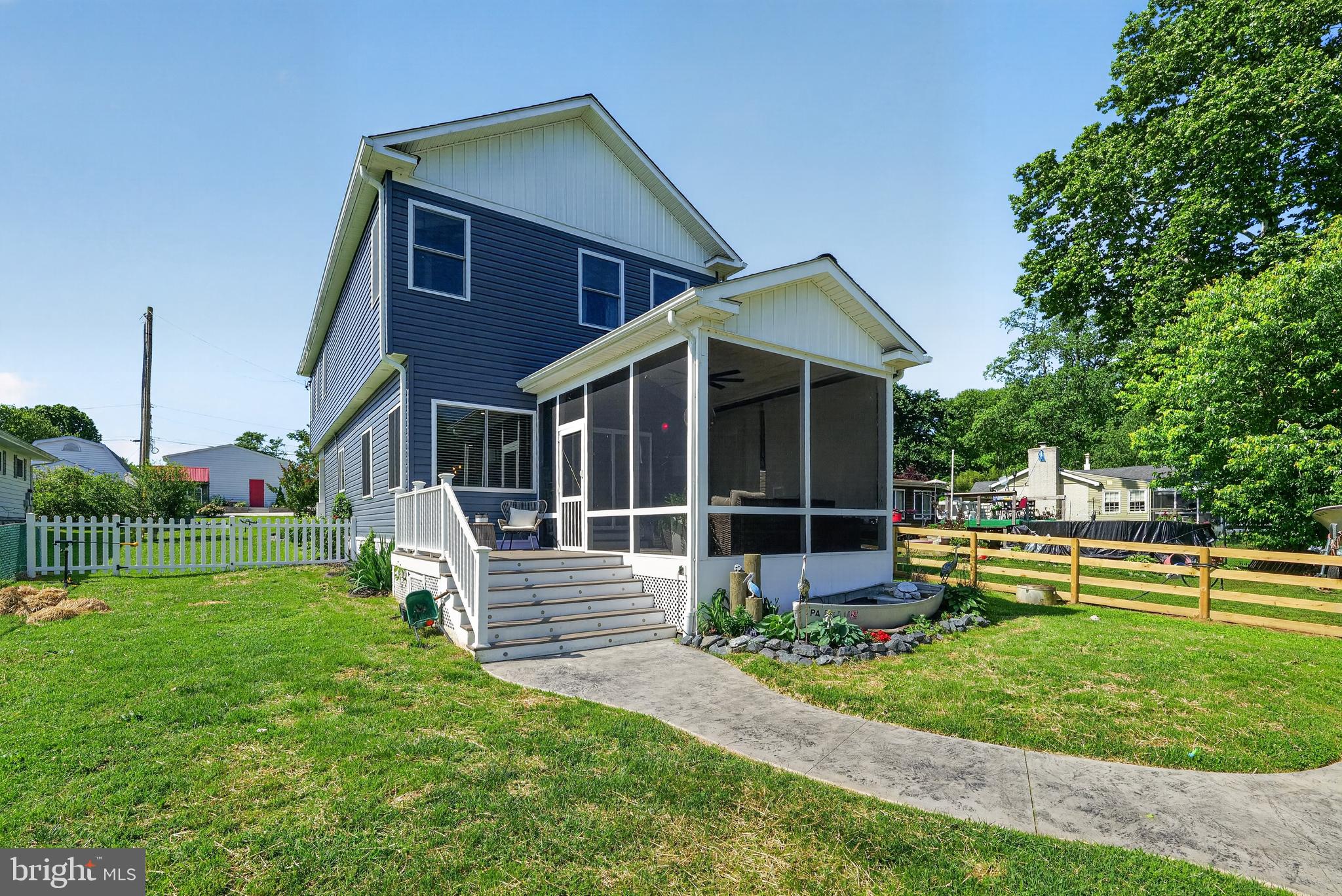 CEDAR CREEK - Residential