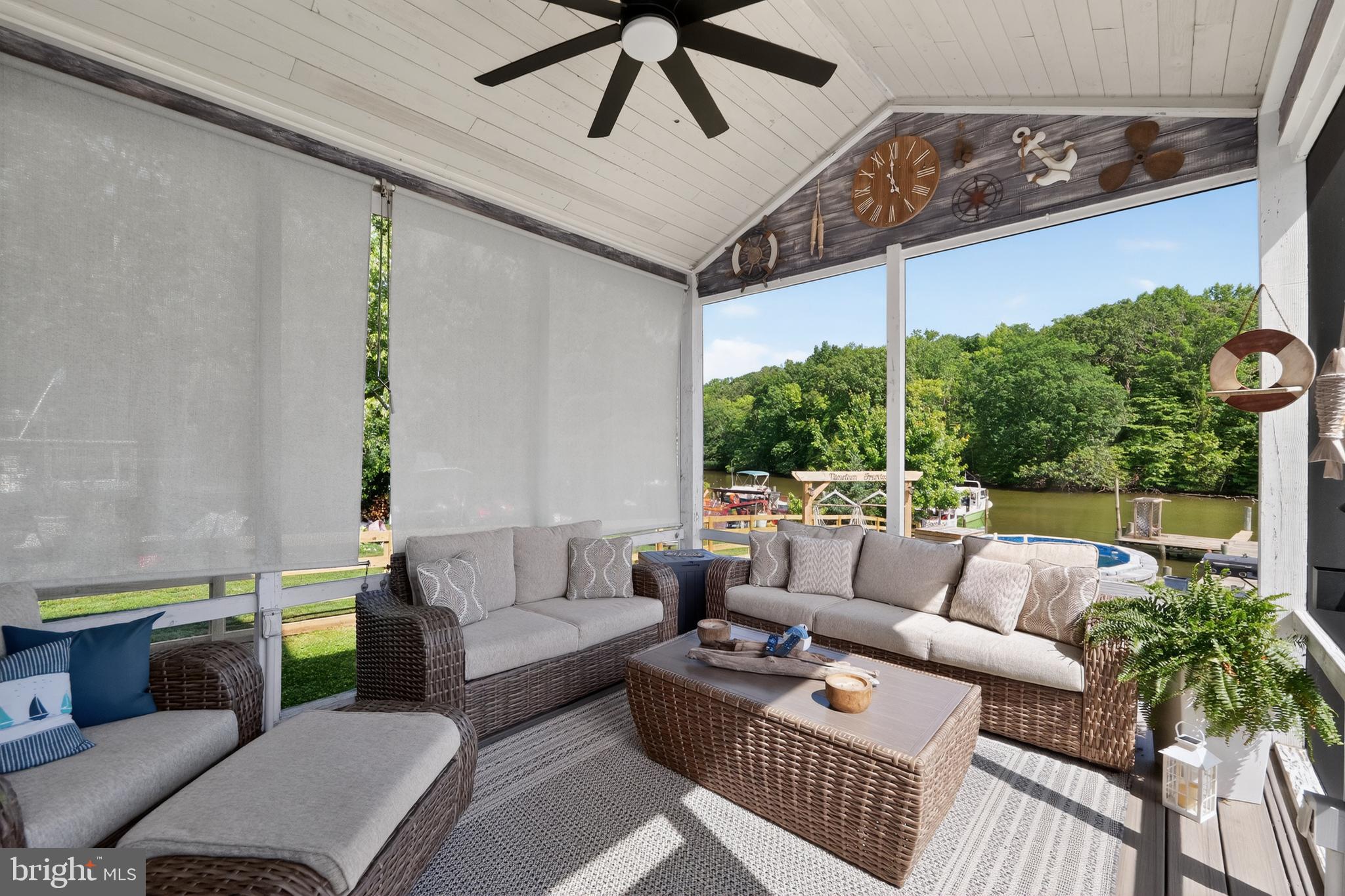 CEDAR CREEK - Residential