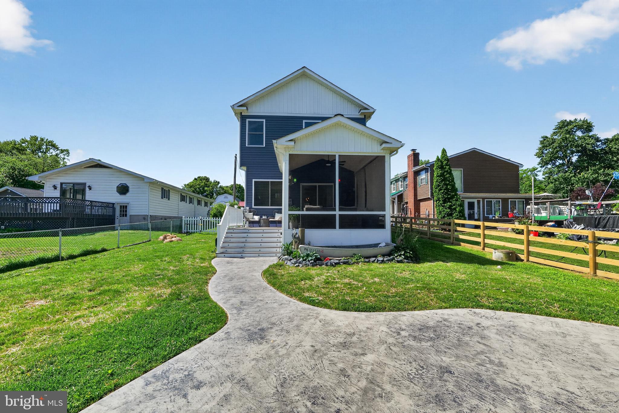 CEDAR CREEK - Residential