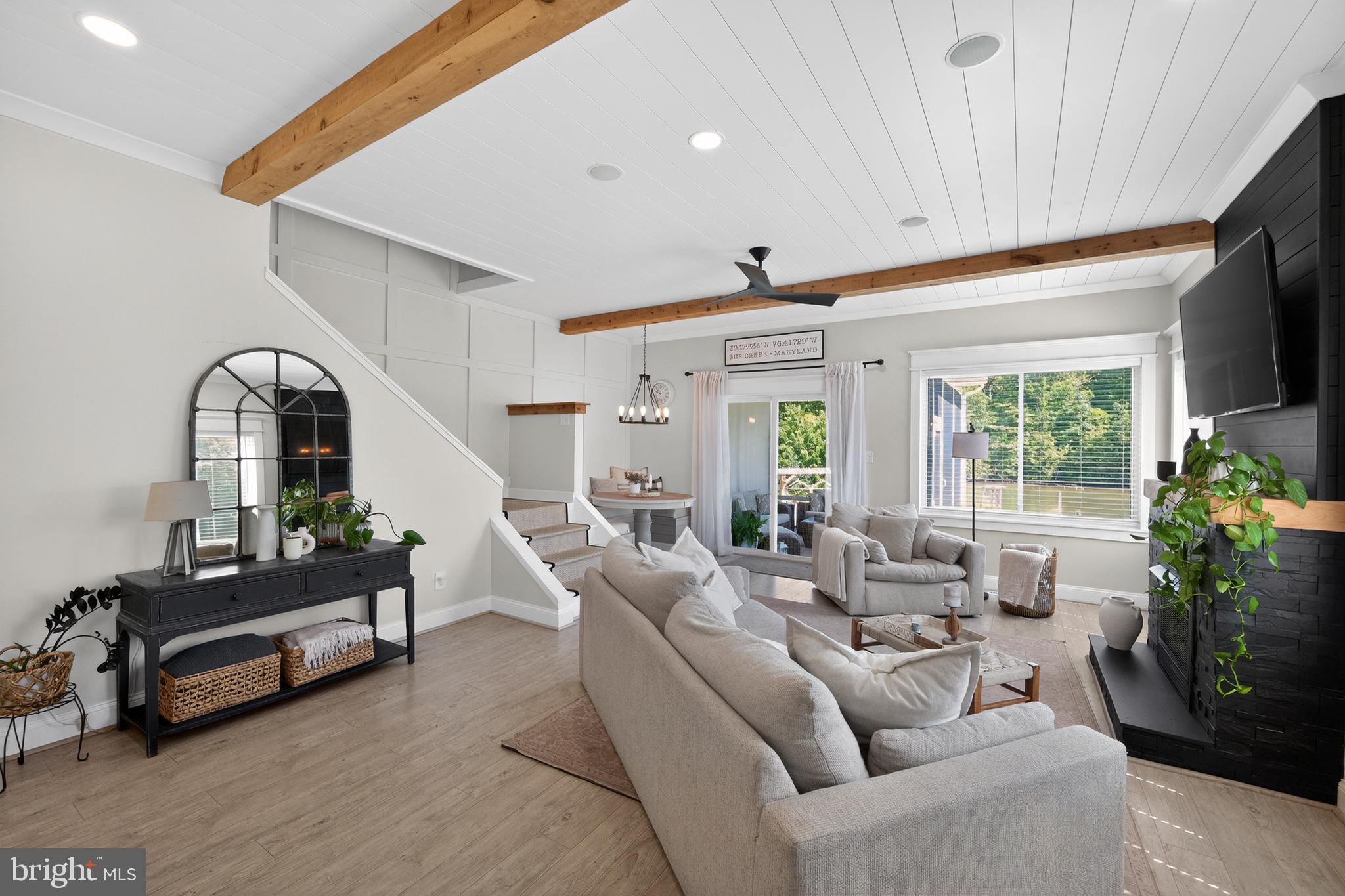 CEDAR CREEK - Residential