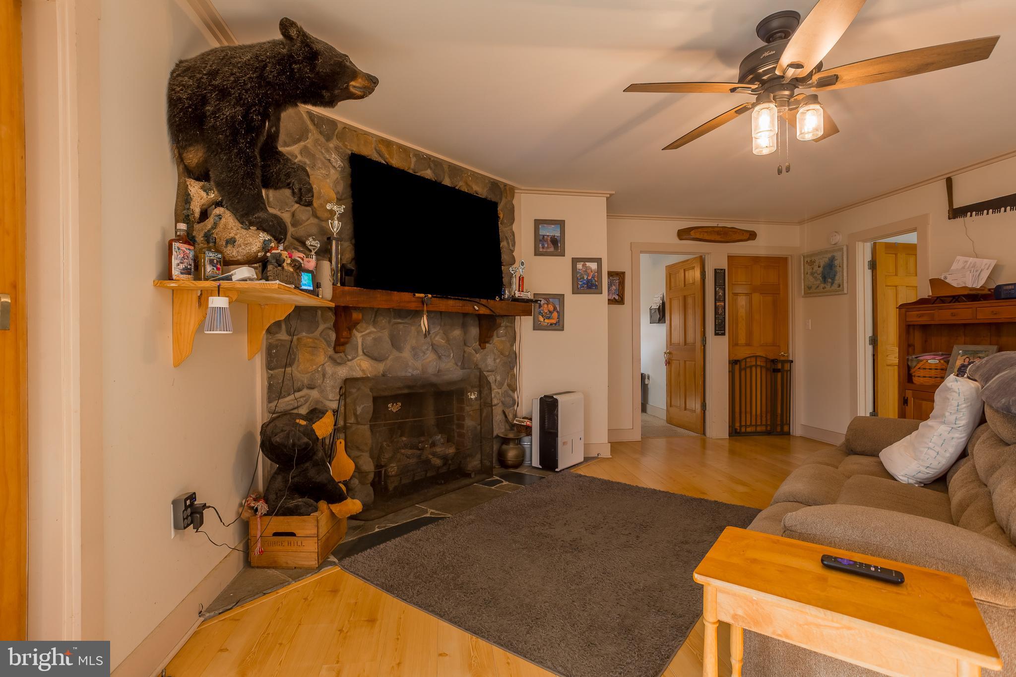 MAPLE DAM - Residential