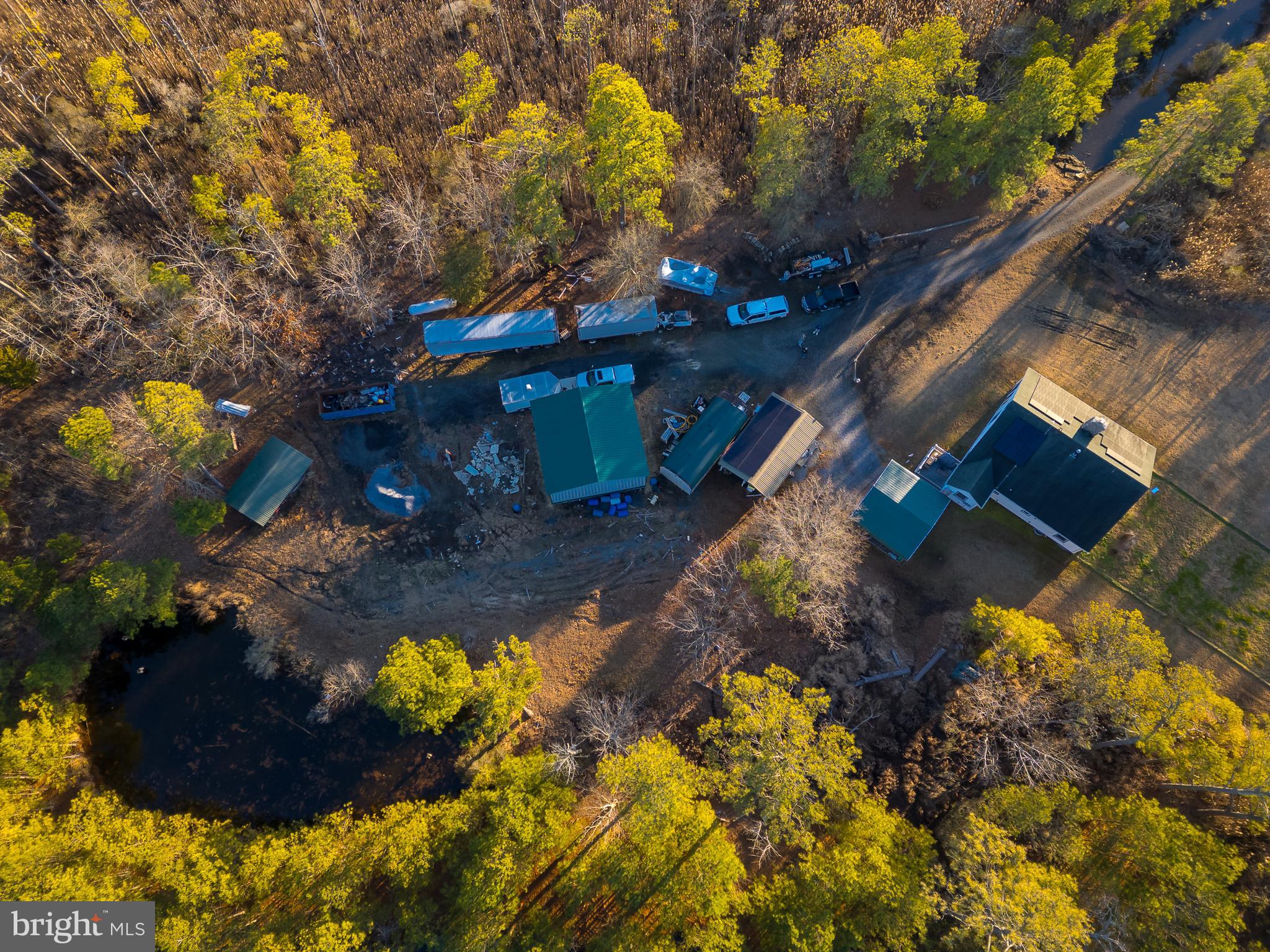 MAPLE DAM - Residential