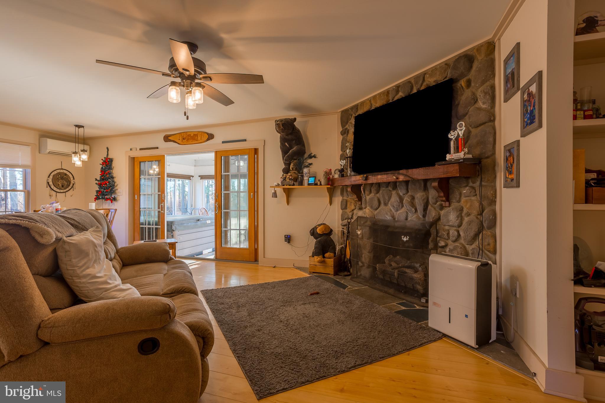 MAPLE DAM - Residential