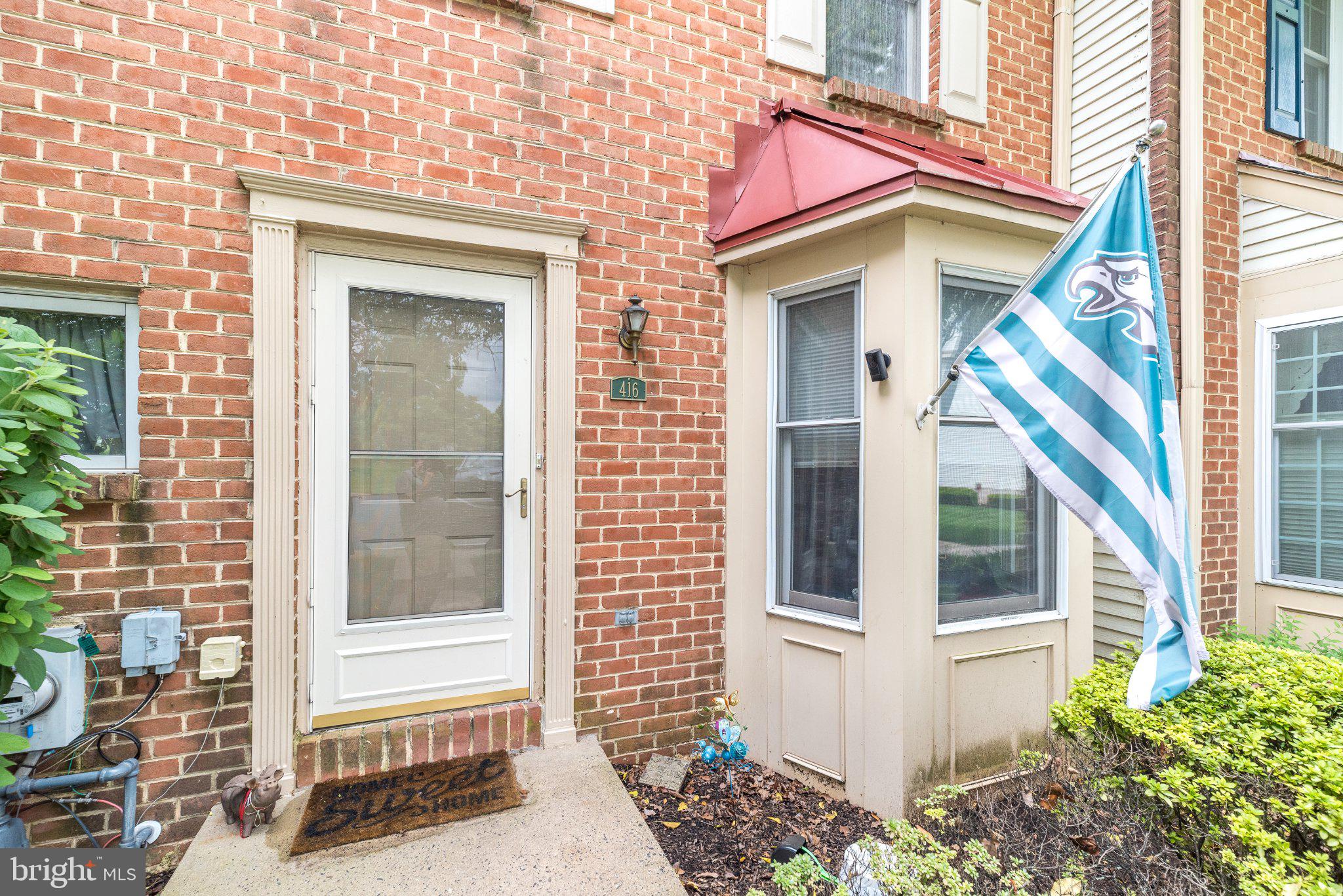 416 CALVERTON COURT