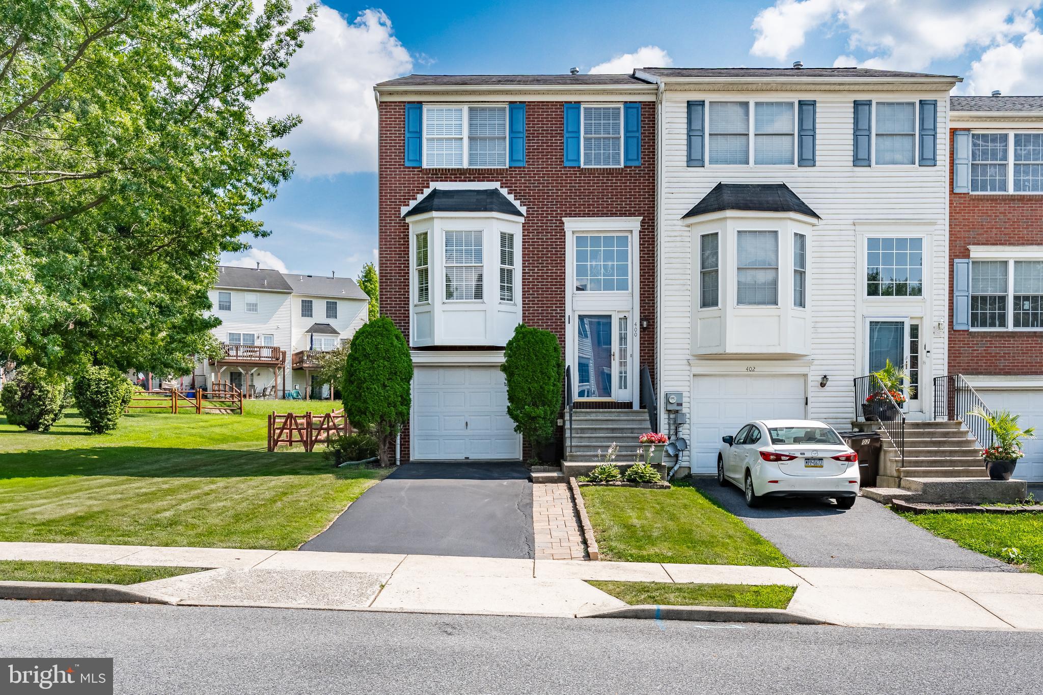 400 S OAK STREET