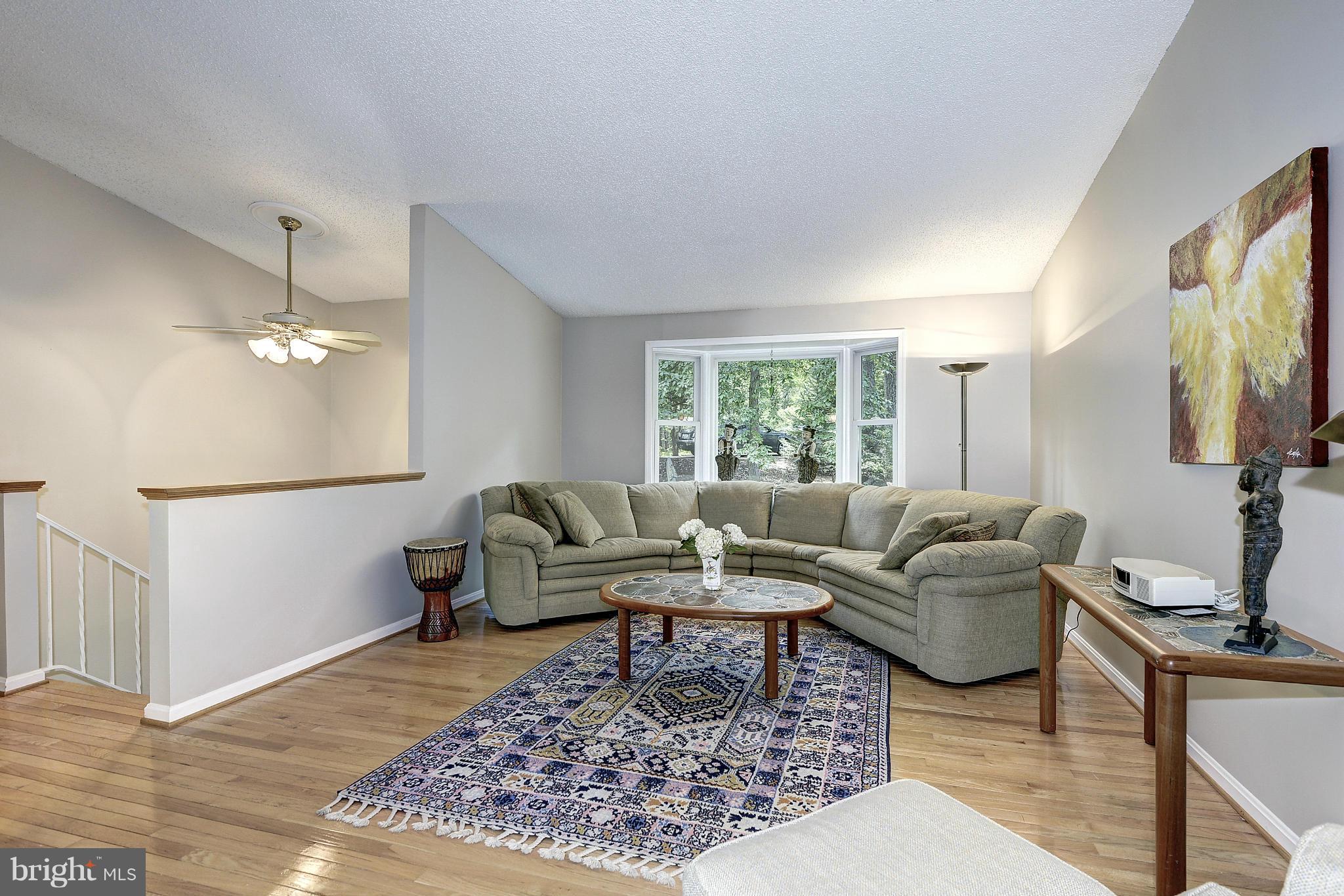 WAPLES MILL ESTATES - Residential