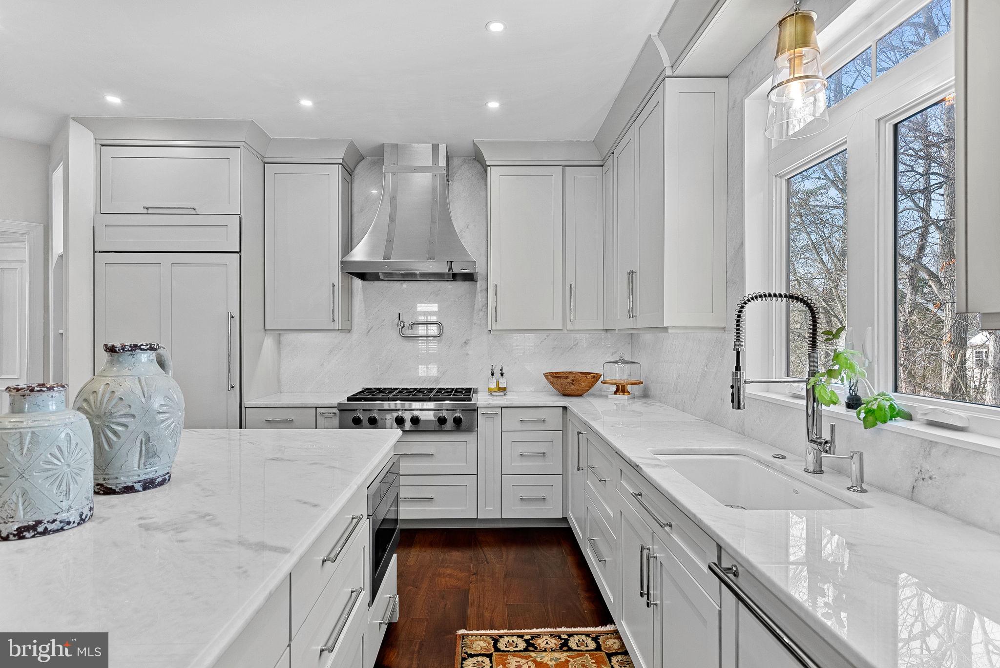 RIVER CREEK - Residential