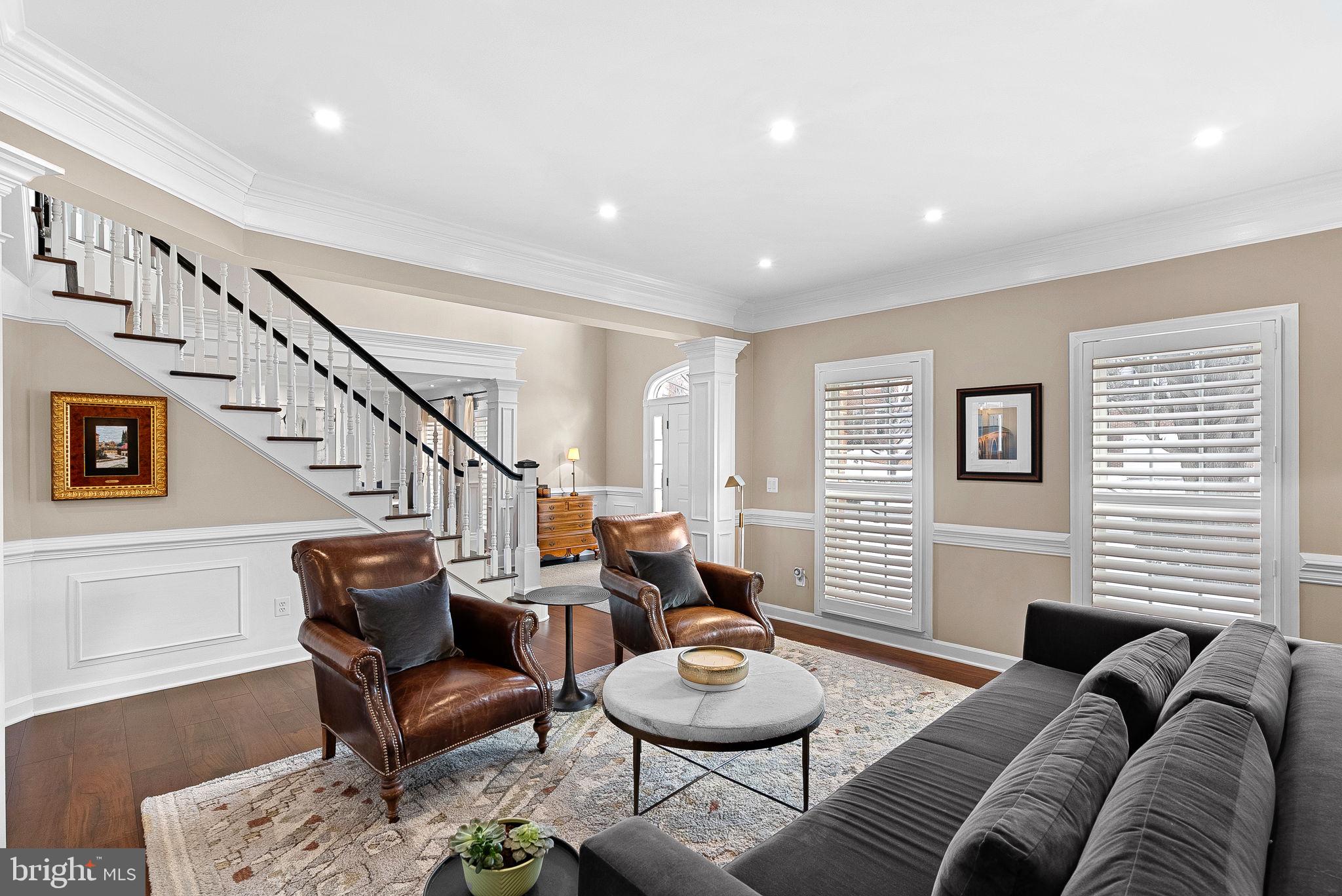 RIVER CREEK - Residential