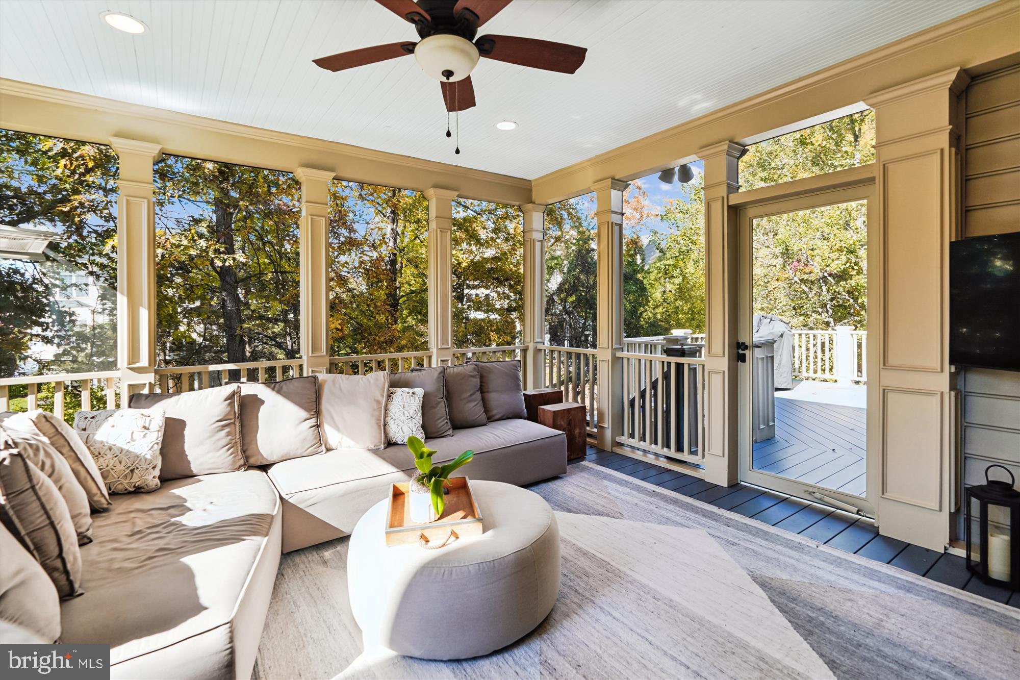 RIVER CREEK - Residential