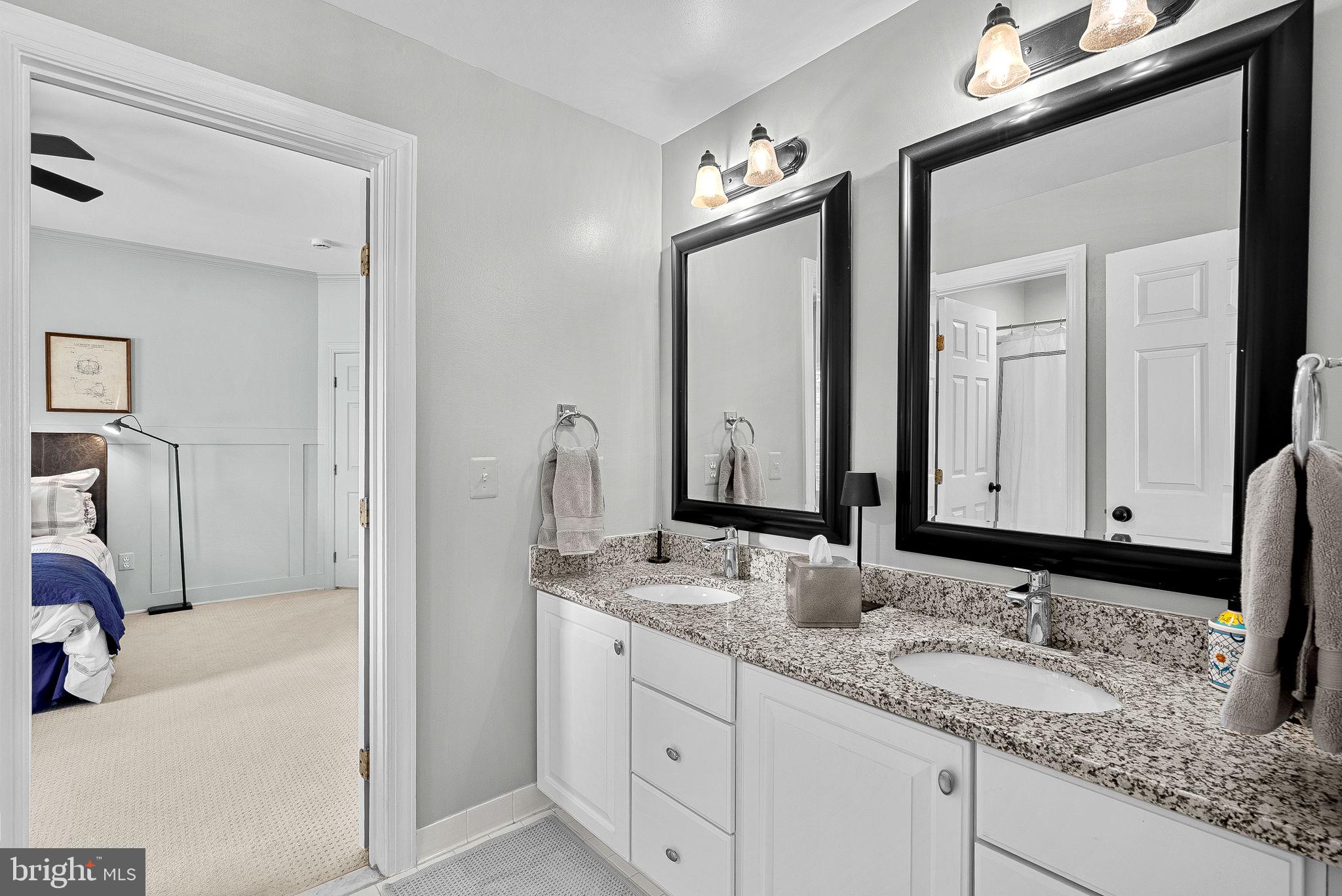 RIVER CREEK - Residential