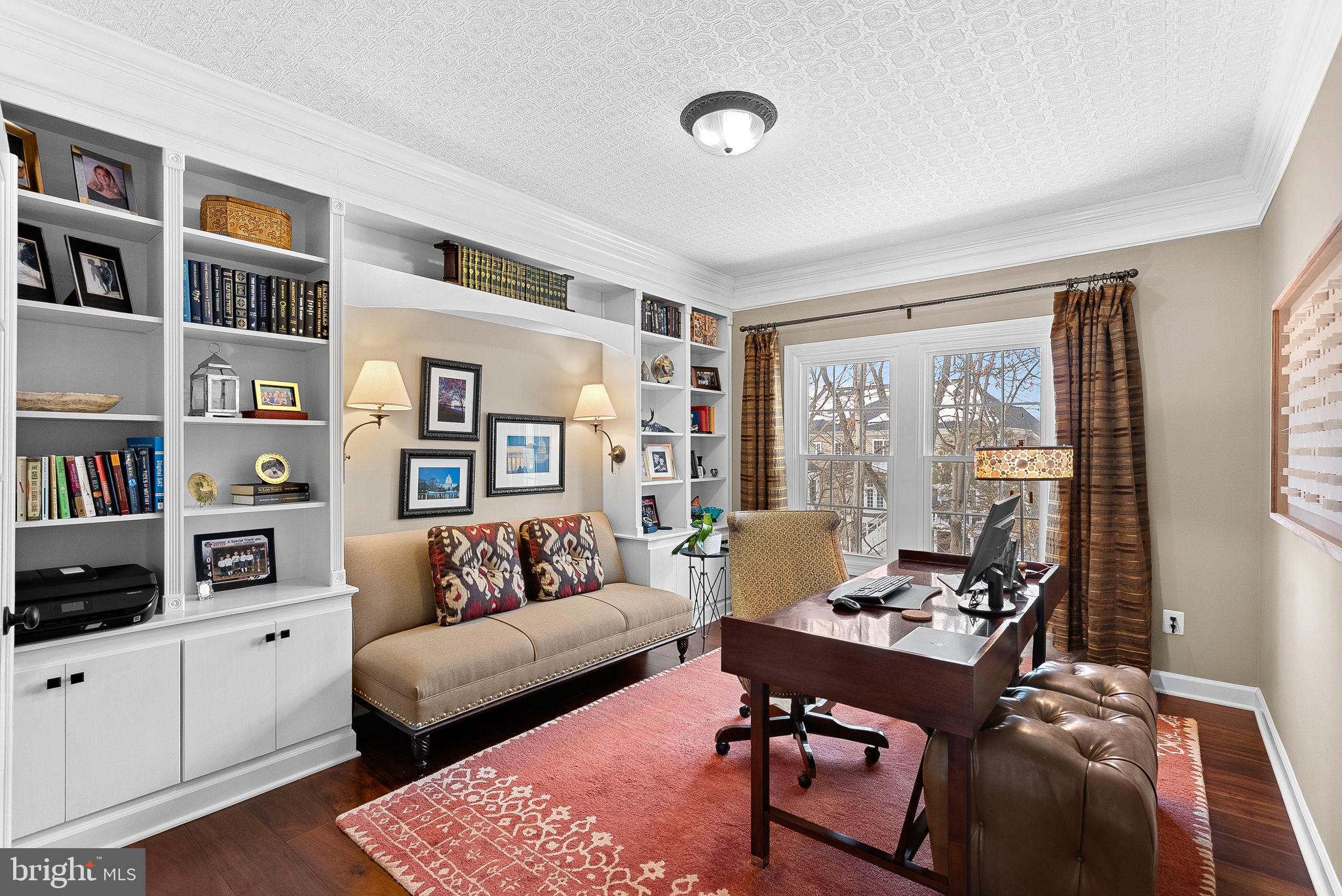 RIVER CREEK - Residential