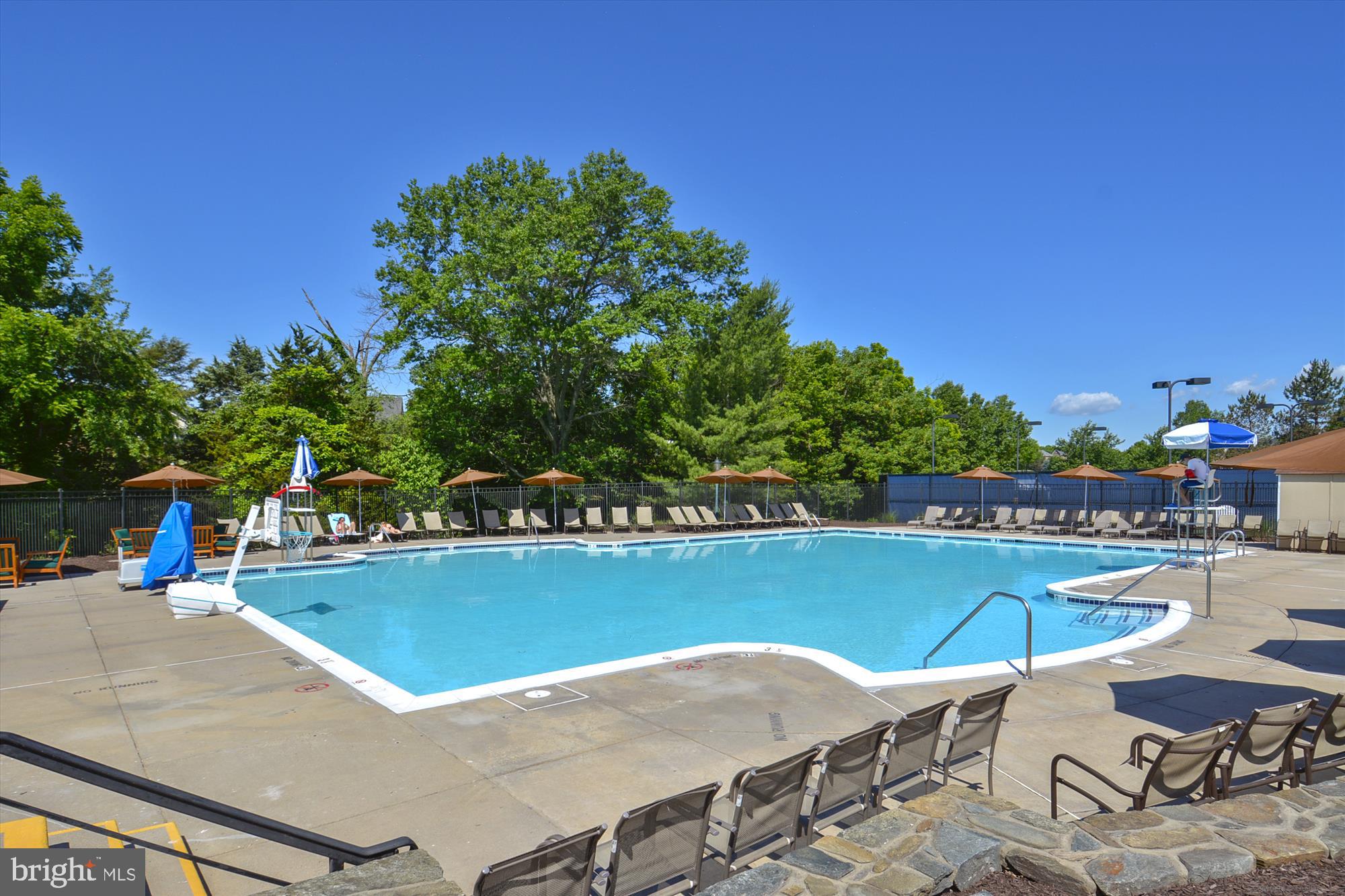 RIVER CREEK - Residential