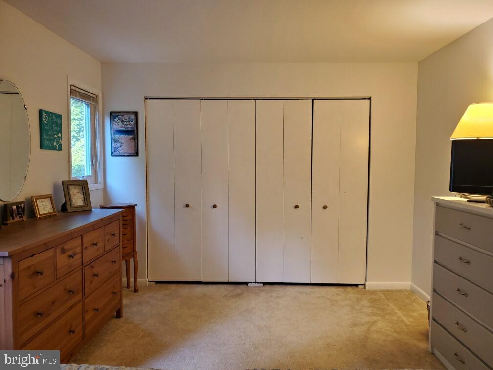 HAMPSTEAD VALLEY - Residential