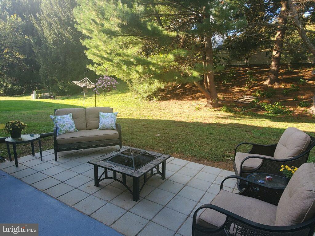 HAMPSTEAD VALLEY - Residential