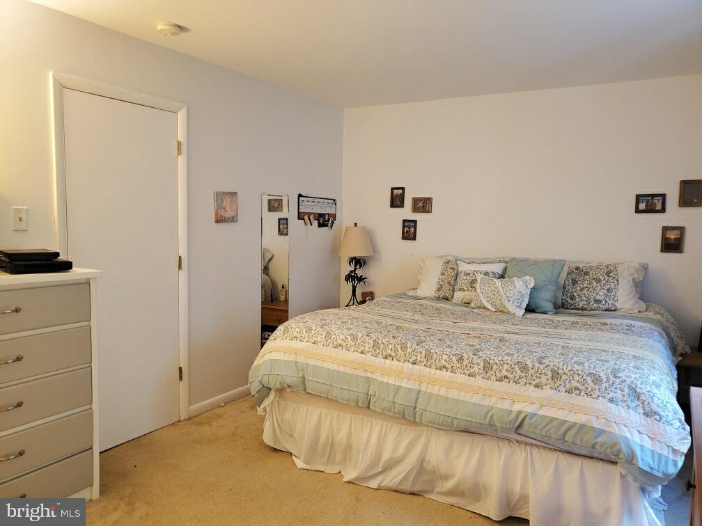 HAMPSTEAD VALLEY - Residential