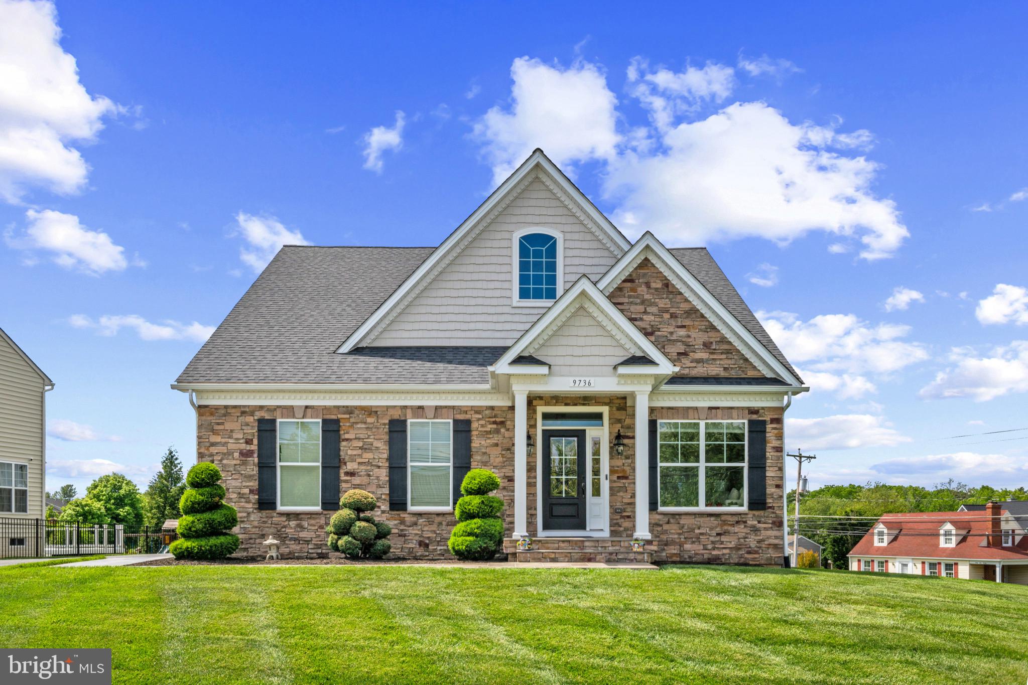 FORGE CROSSING - Residential