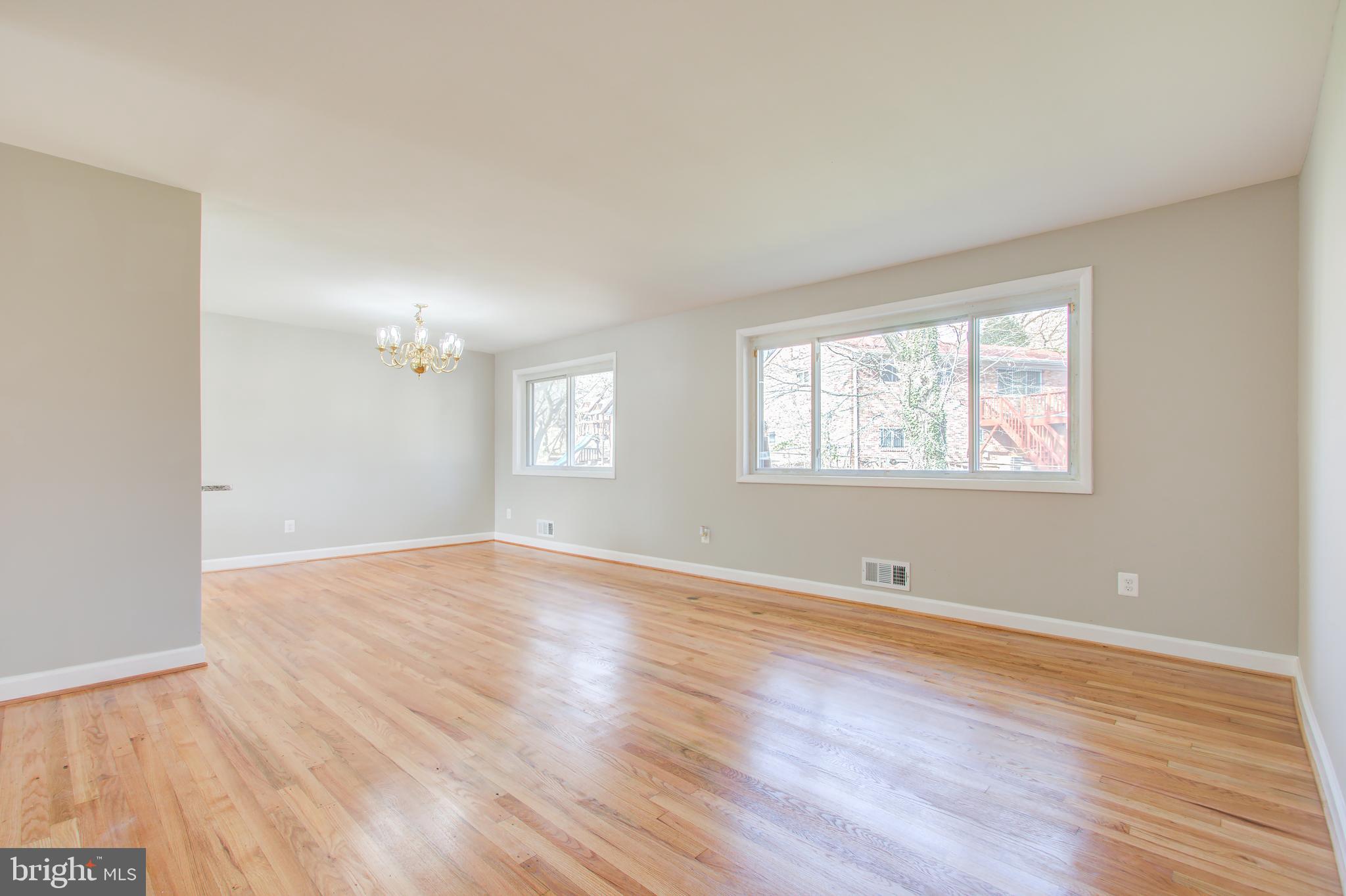 OAKVIEW - Residential