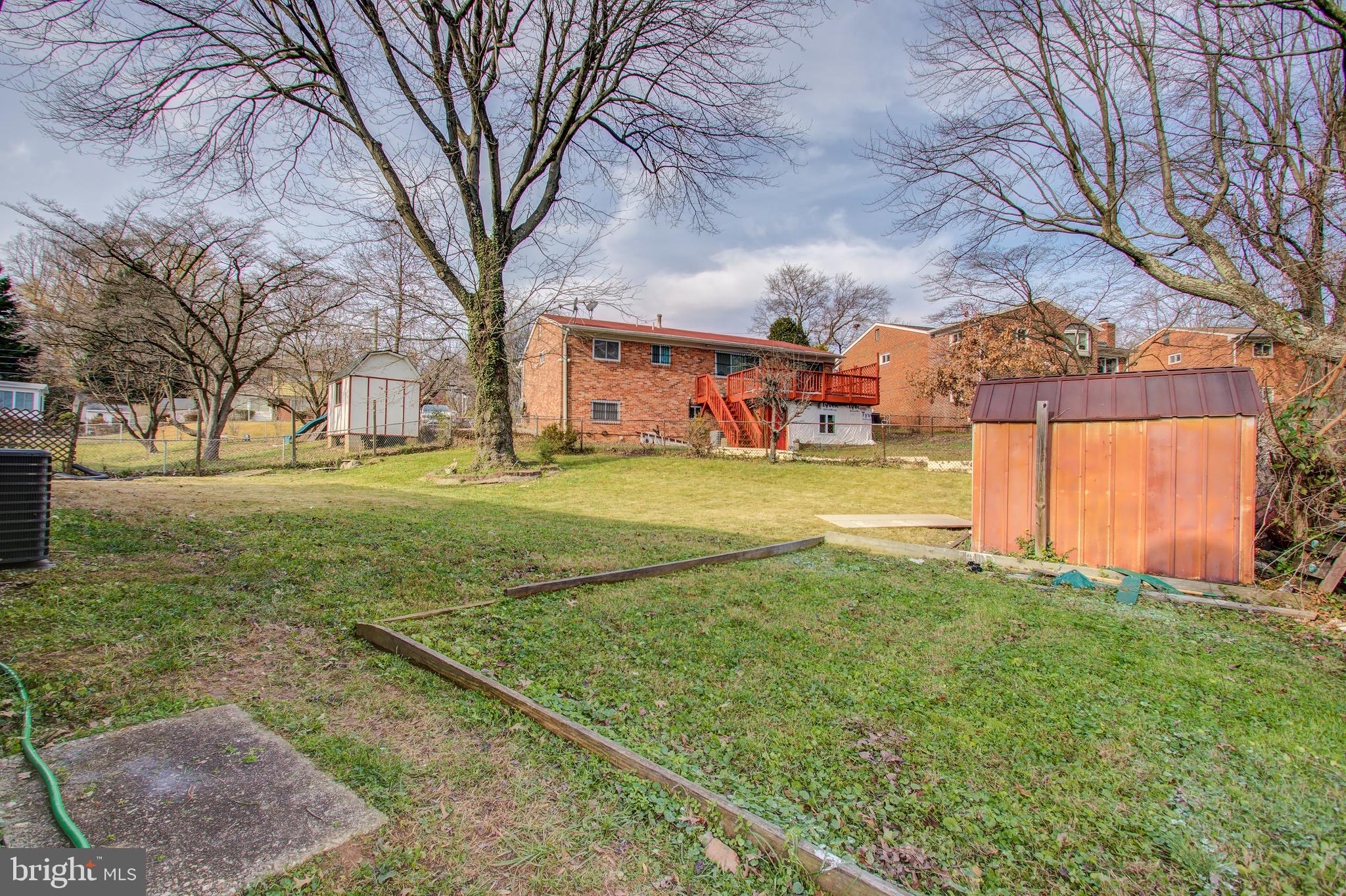 OAKVIEW - Residential