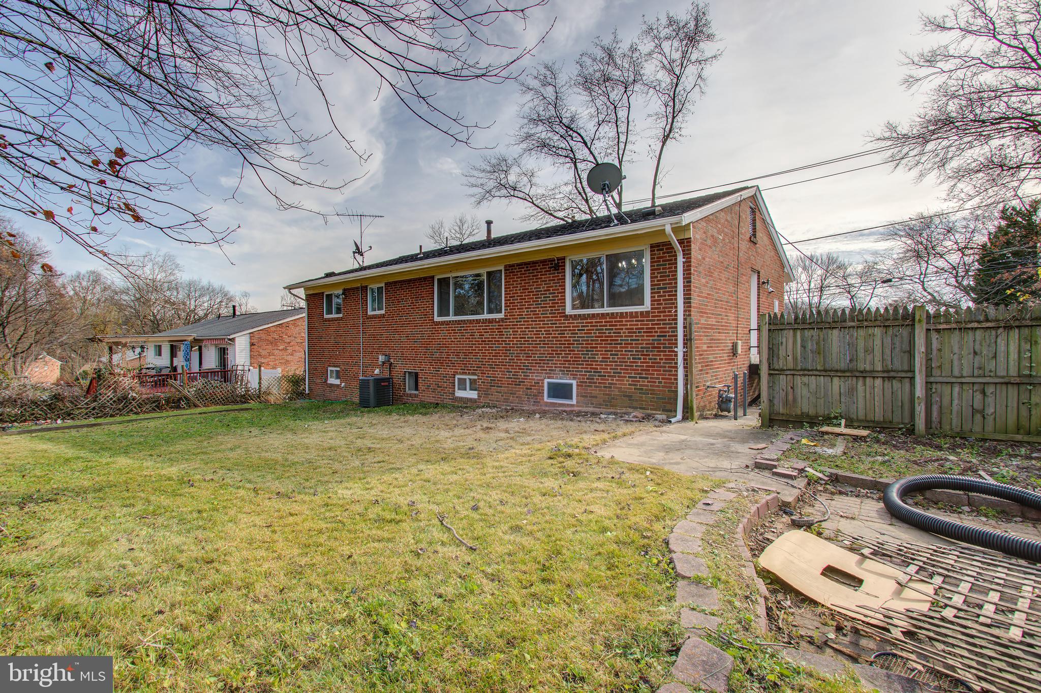 OAKVIEW - Residential