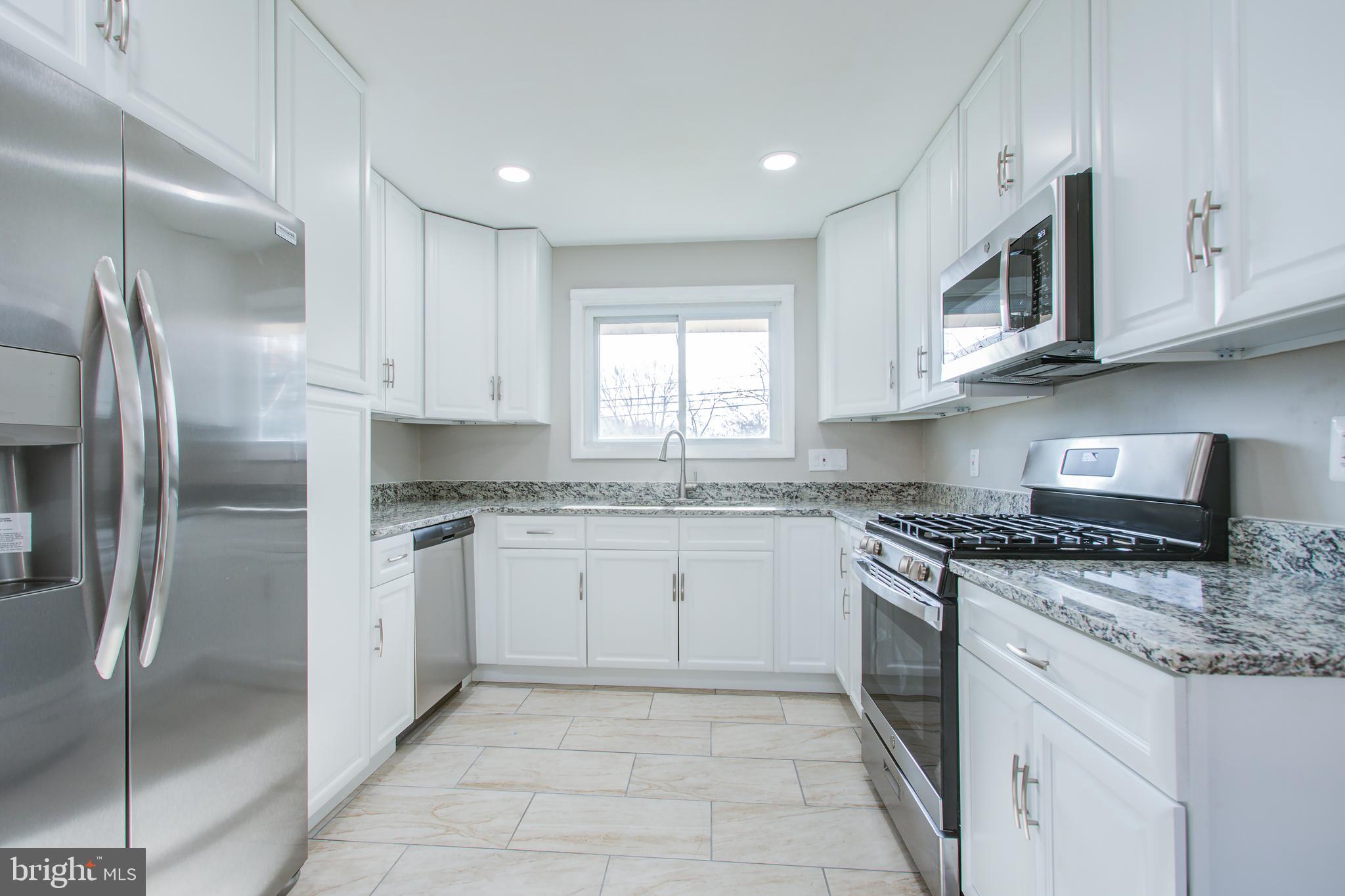 OAKVIEW - Residential