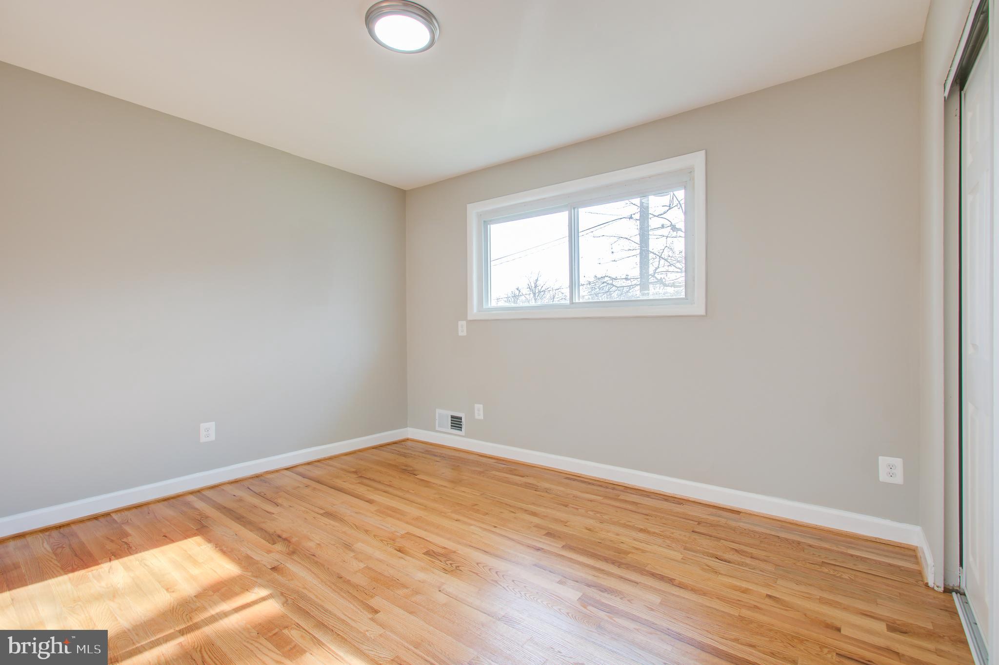 OAKVIEW - Residential