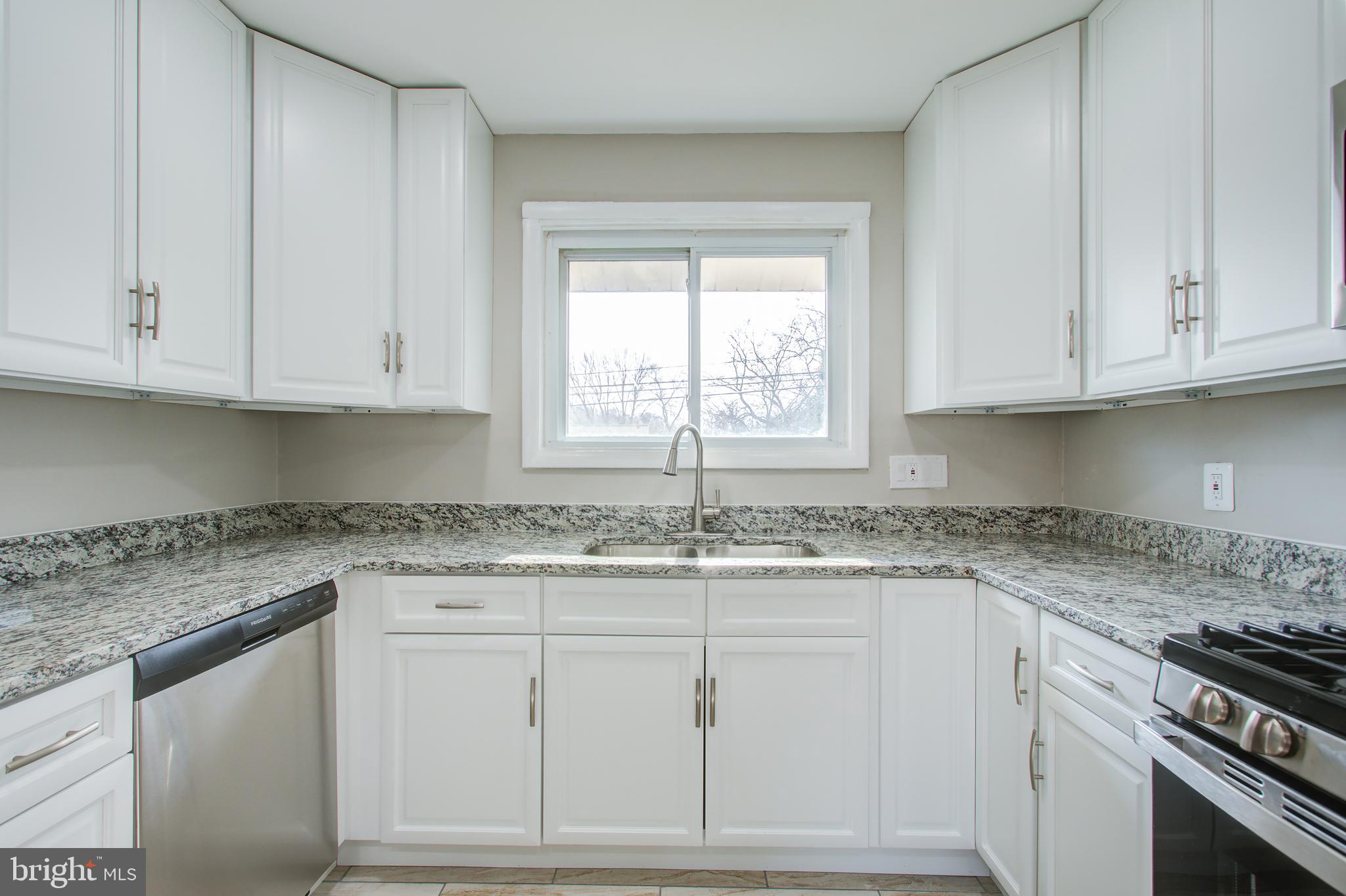 OAKVIEW - Residential