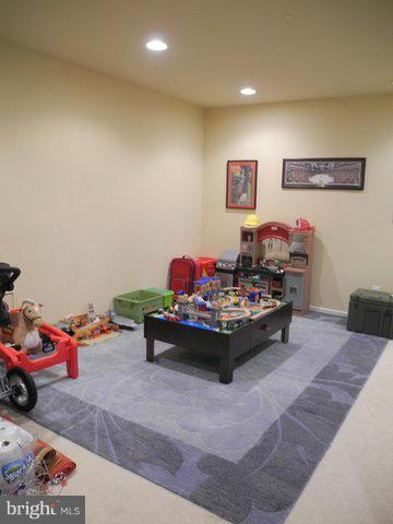 WOODSTREAM - Residential Lease