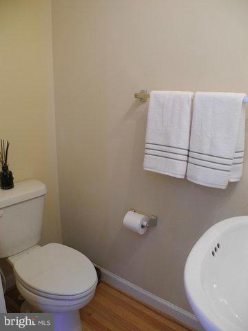 WOODSTREAM - Residential Lease