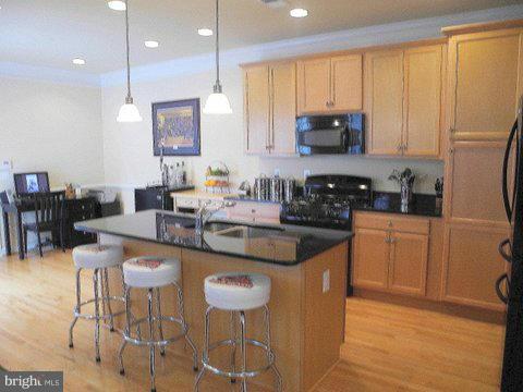 WOODSTREAM - Residential Lease