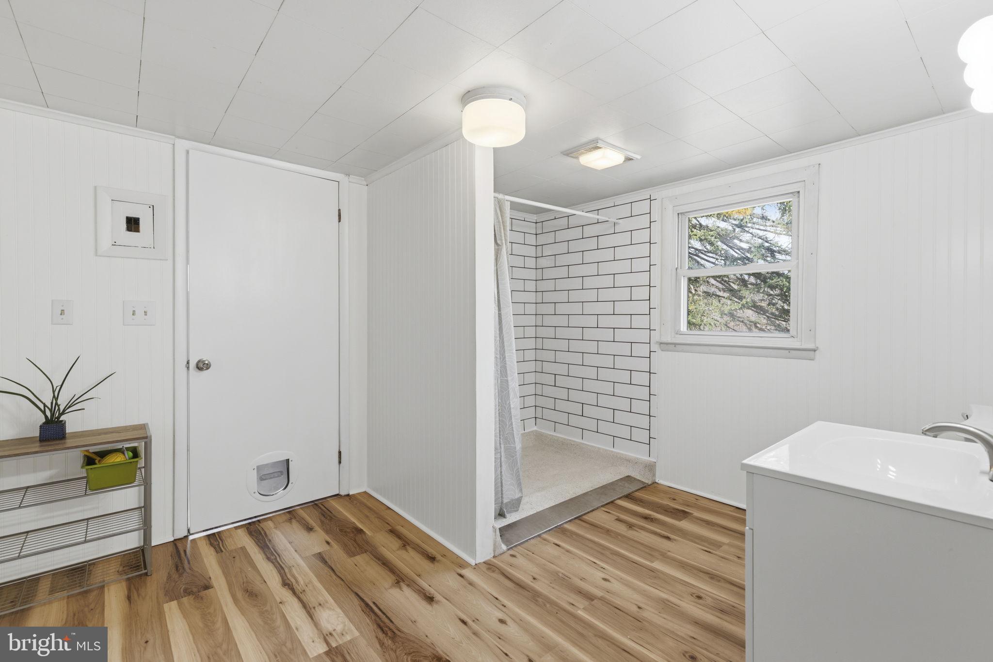 GLEN OAK - Residential