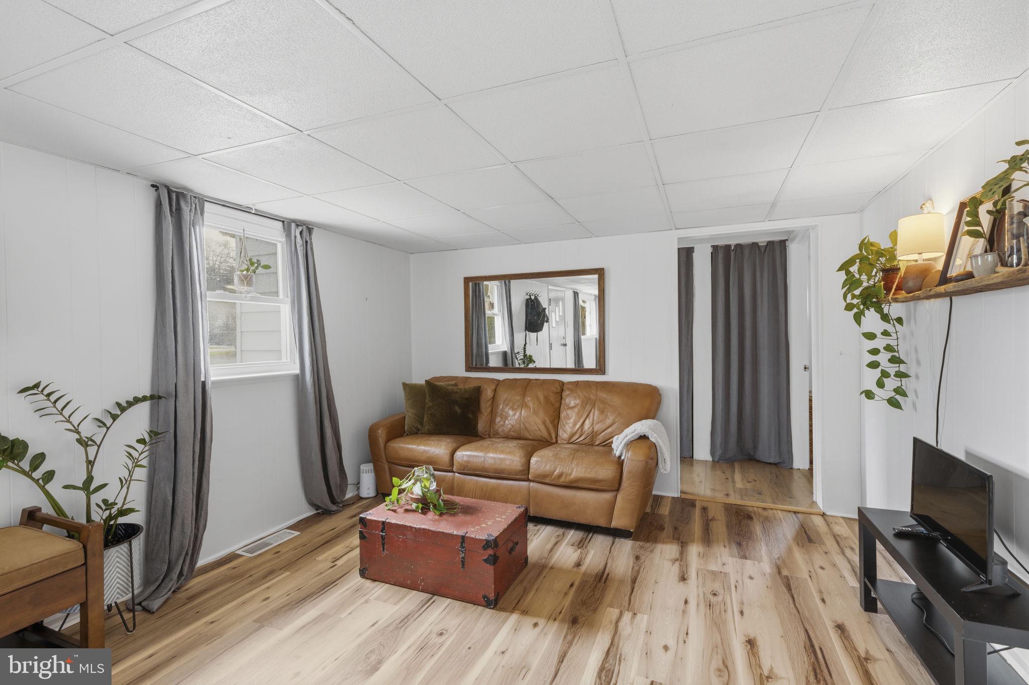 GLEN OAK - Residential