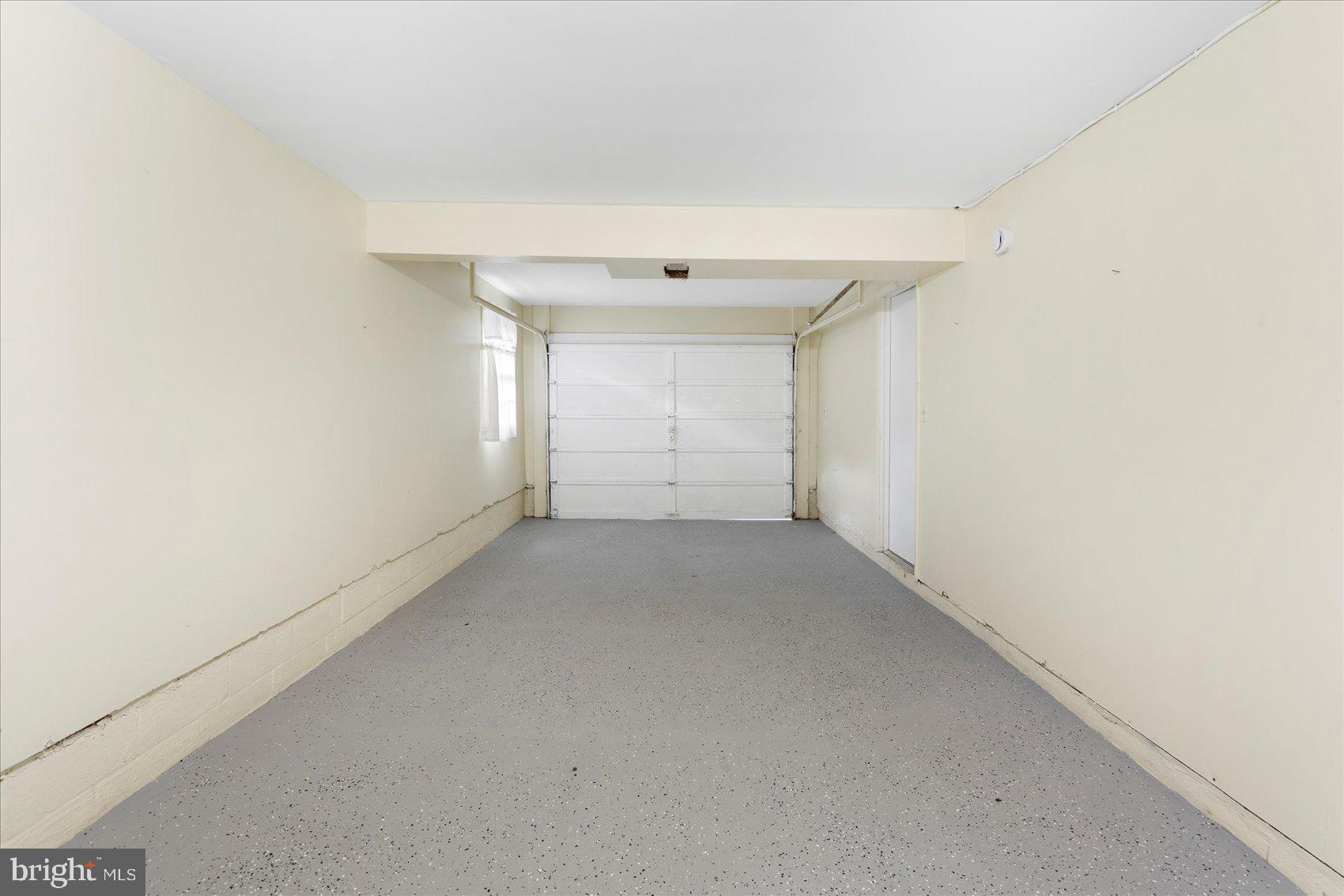 MEADOWLAND - Residential