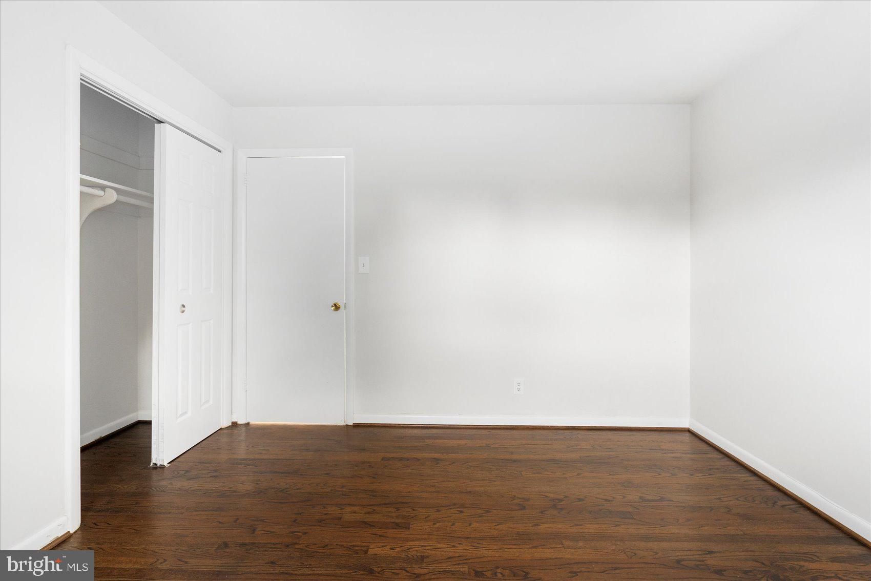 MEADOWLAND - Residential