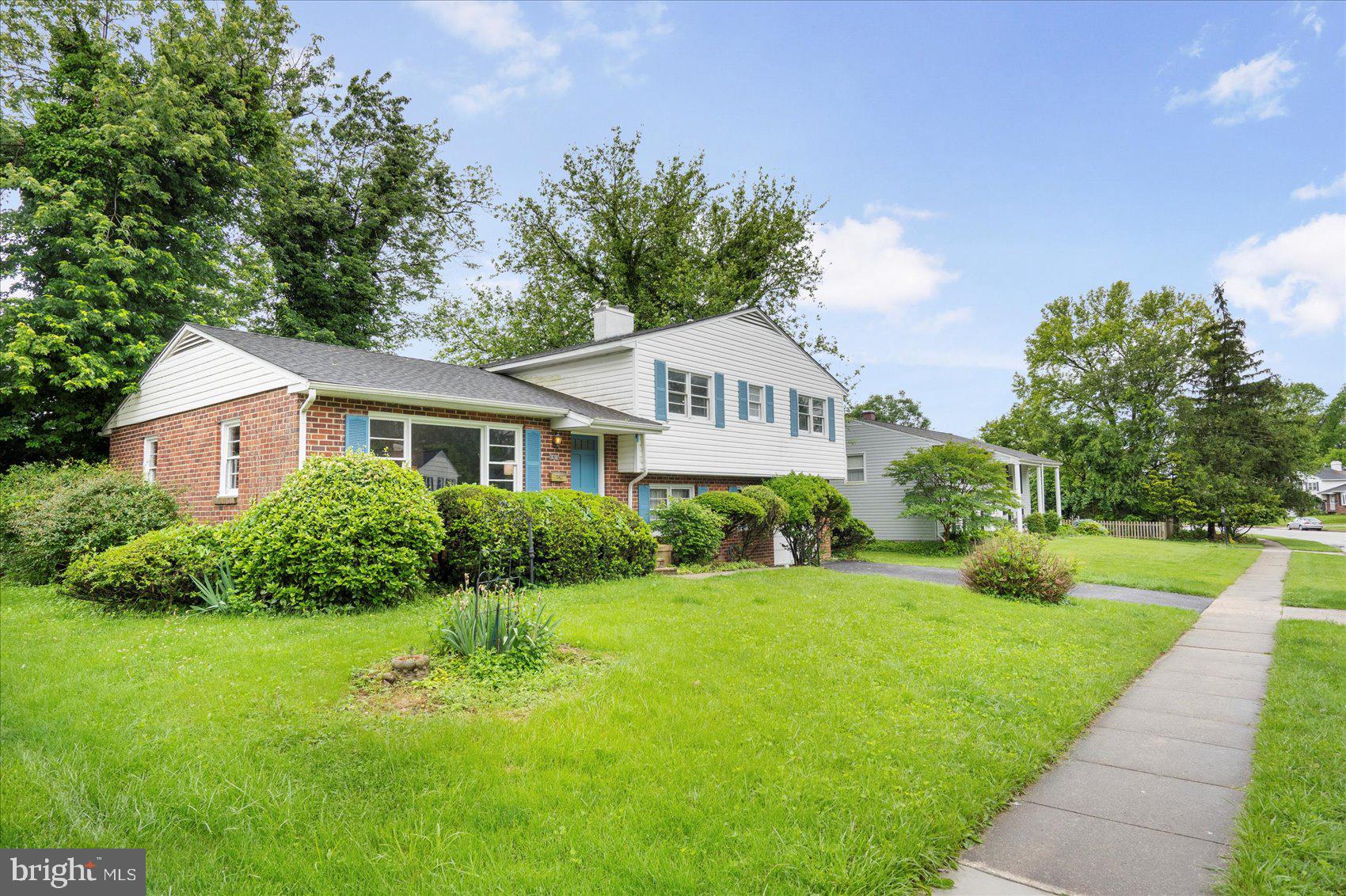 MEADOWLAND - Residential