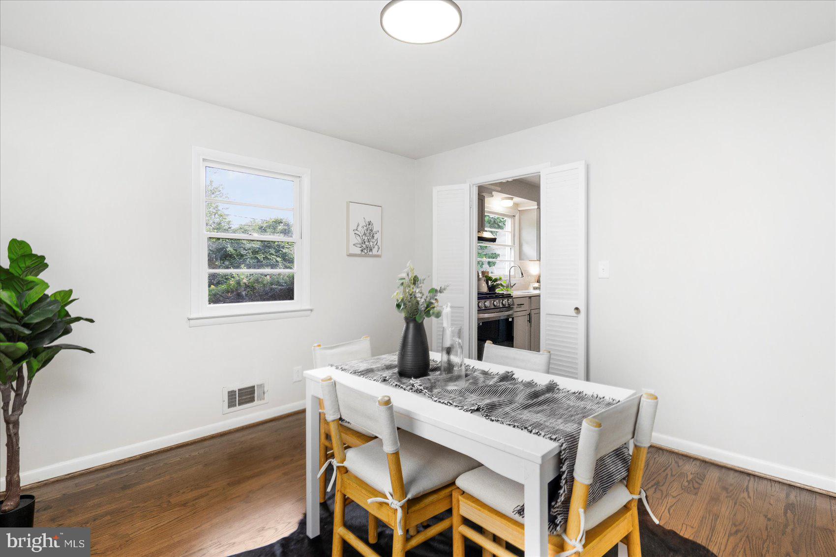 MEADOWLAND - Residential